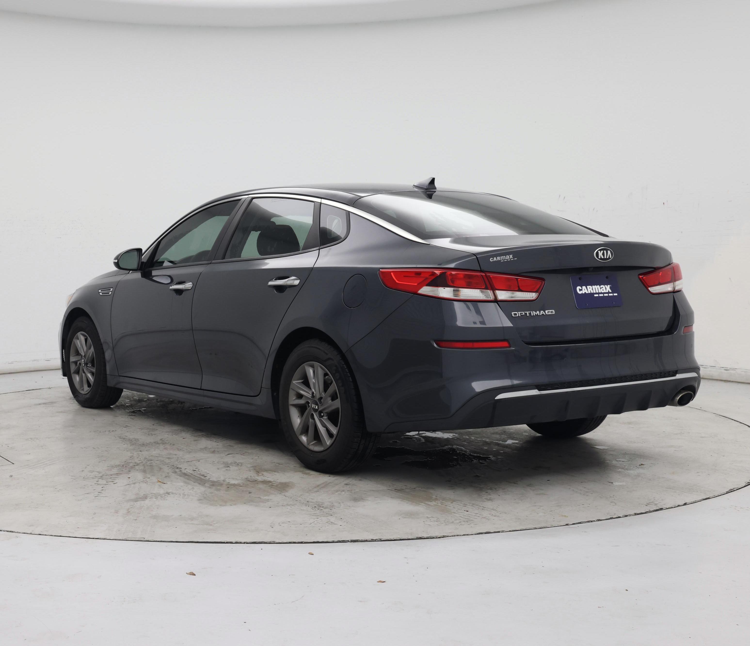 Thumbnail: 2020 Kia Optima - 2