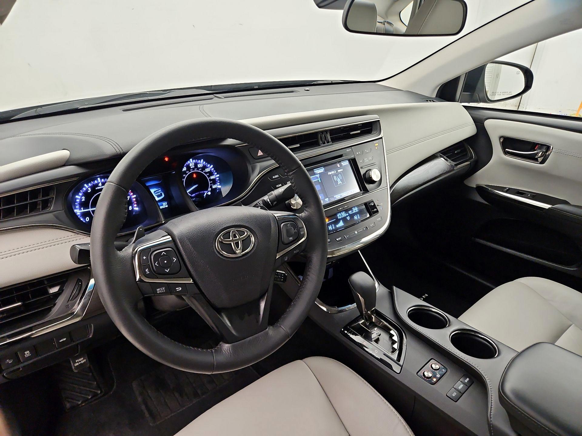 Thumbnail: 2018 Toyota Avalon - 9