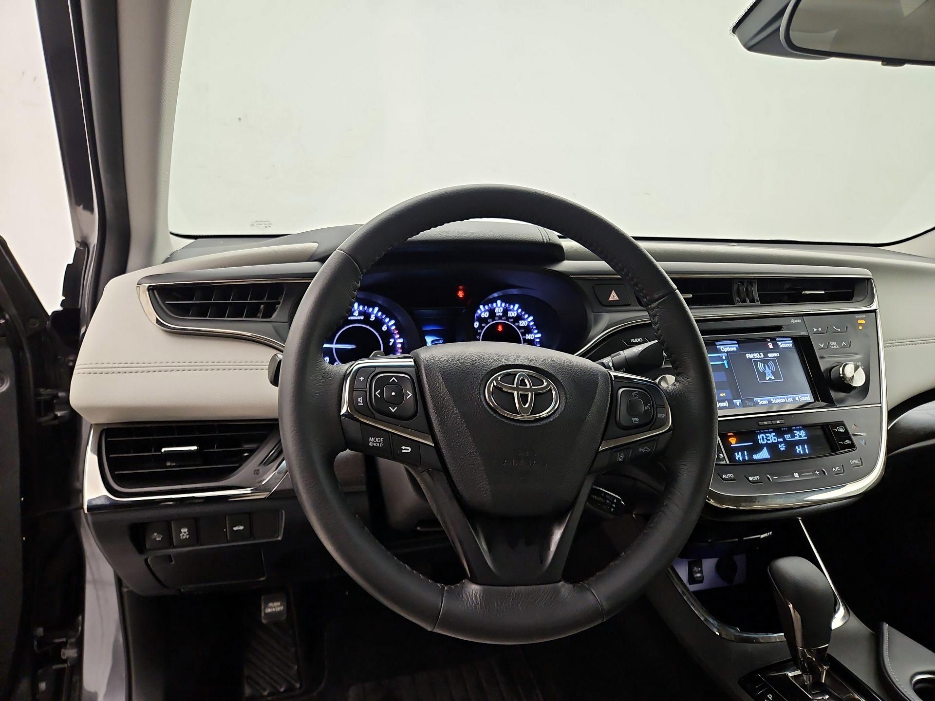 Thumbnail: 2018 Toyota Avalon - 10