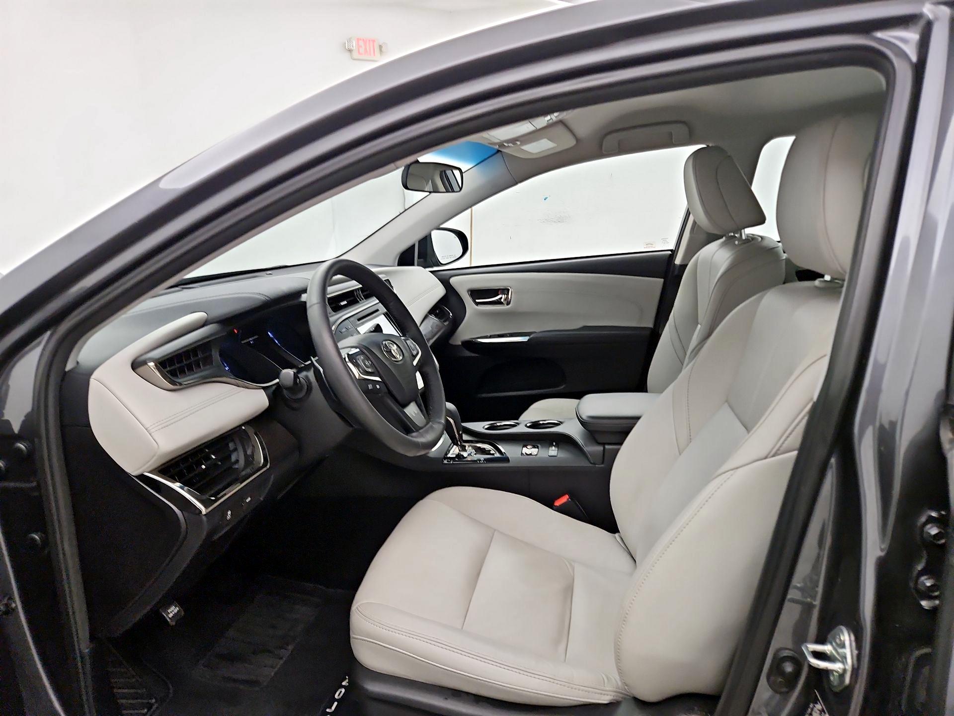 Thumbnail: 2018 Toyota Avalon - 11