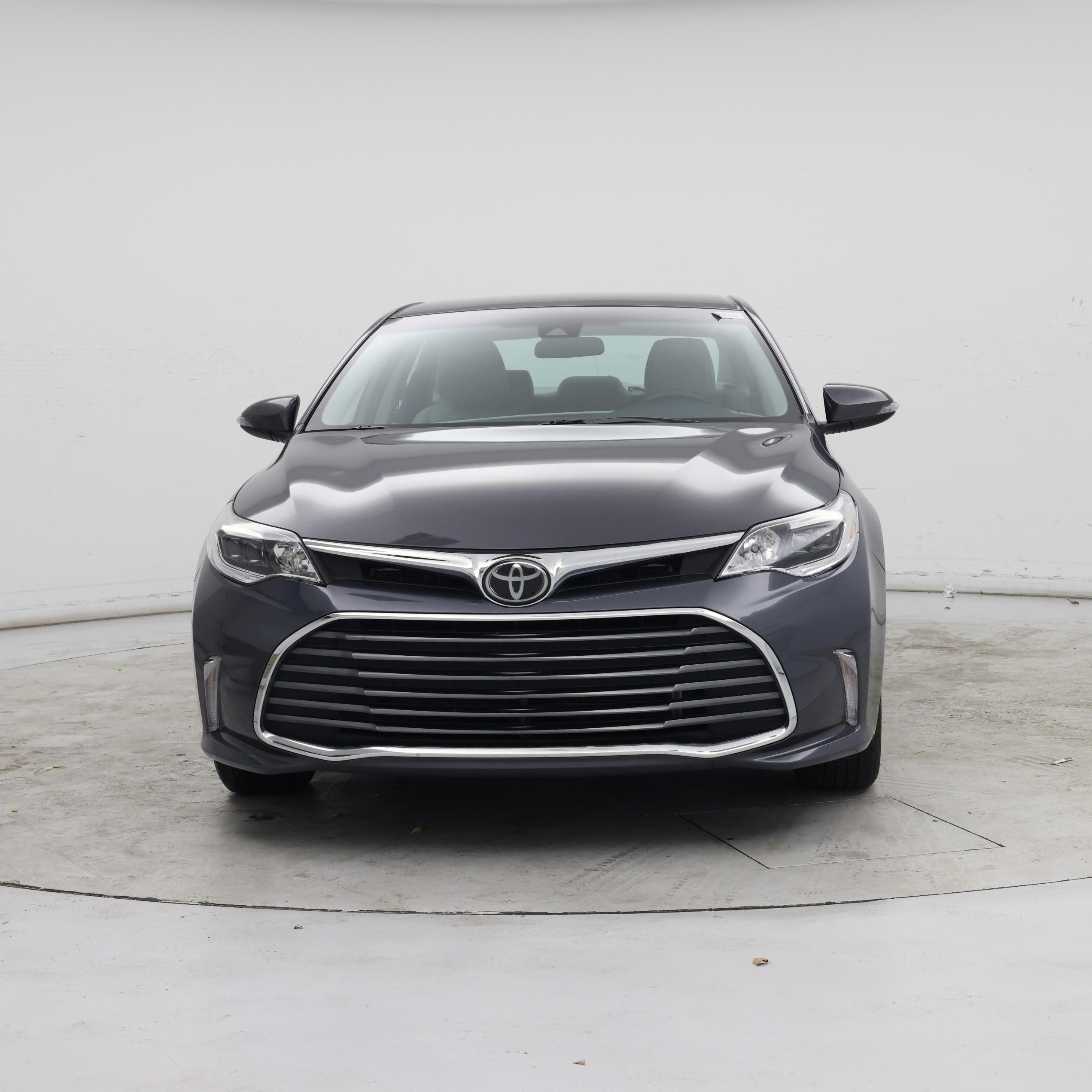 Thumbnail: 2018 Toyota Avalon - 5