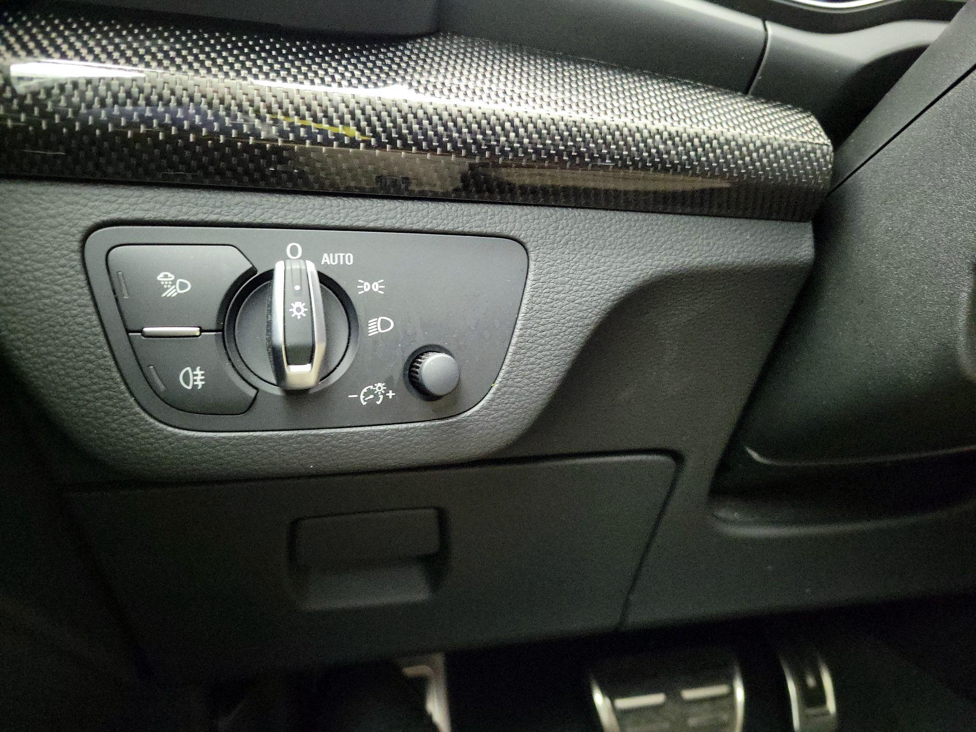 Thumbnail: 2021 Audi SQ5 - 13