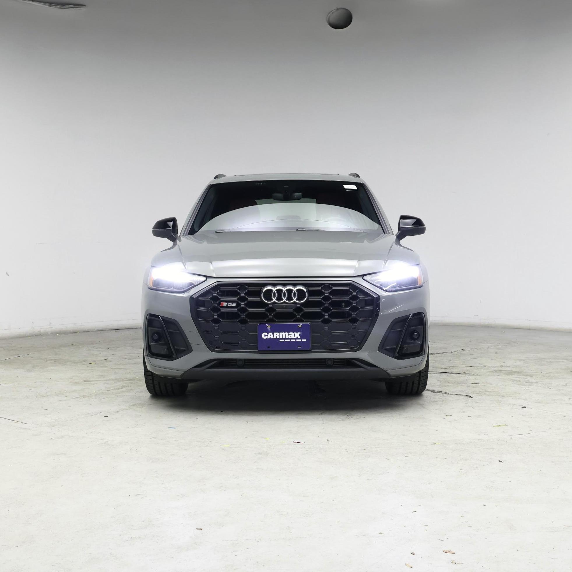 Thumbnail: 2021 Audi SQ5 - 5