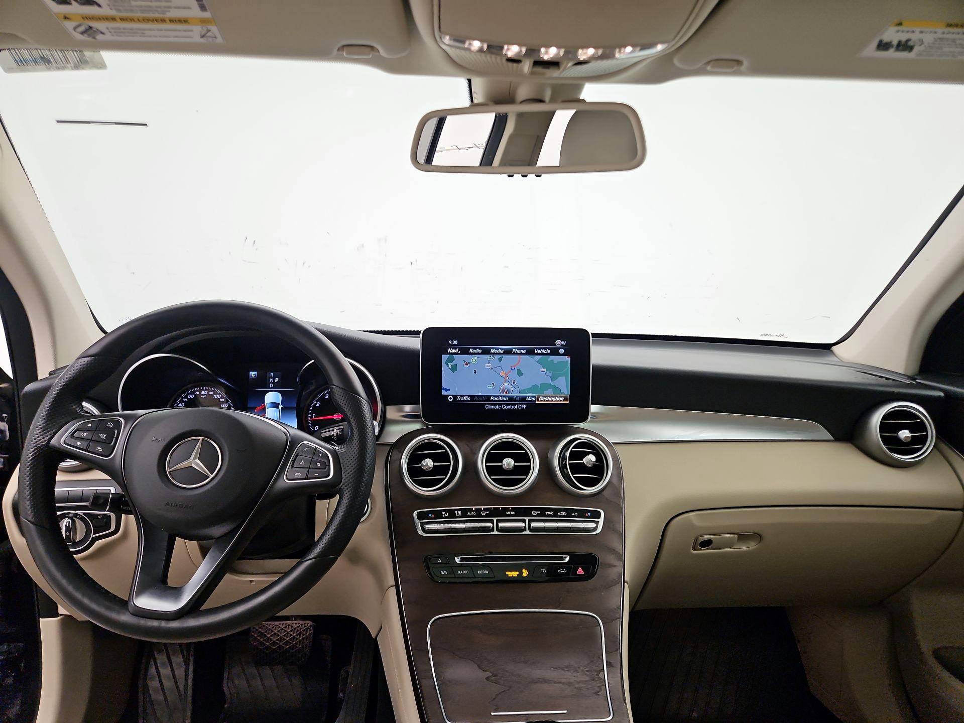 Thumbnail: 2019 Mercedes-Benz GLC - 9