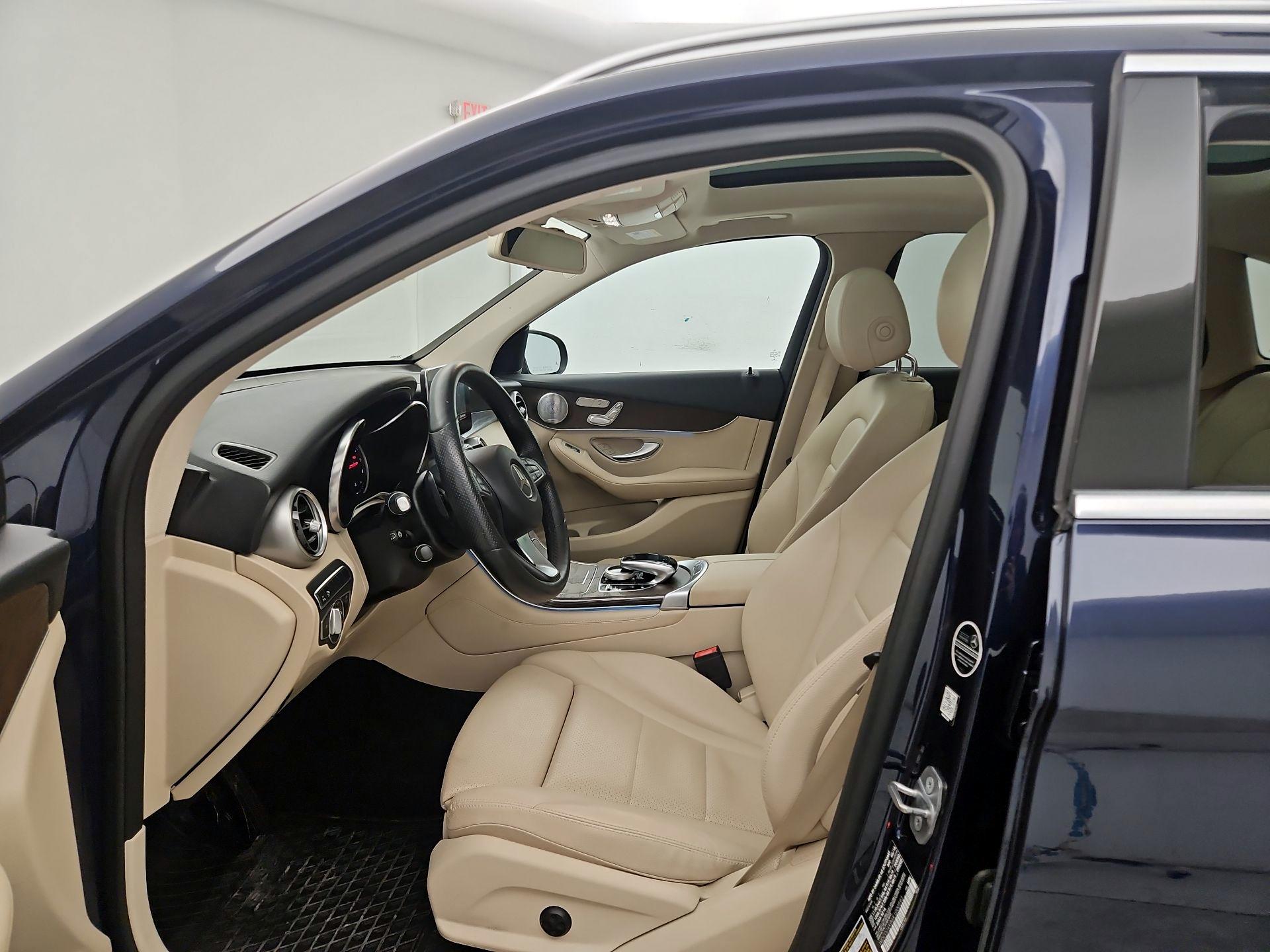 Thumbnail: 2019 Mercedes-Benz GLC - 11