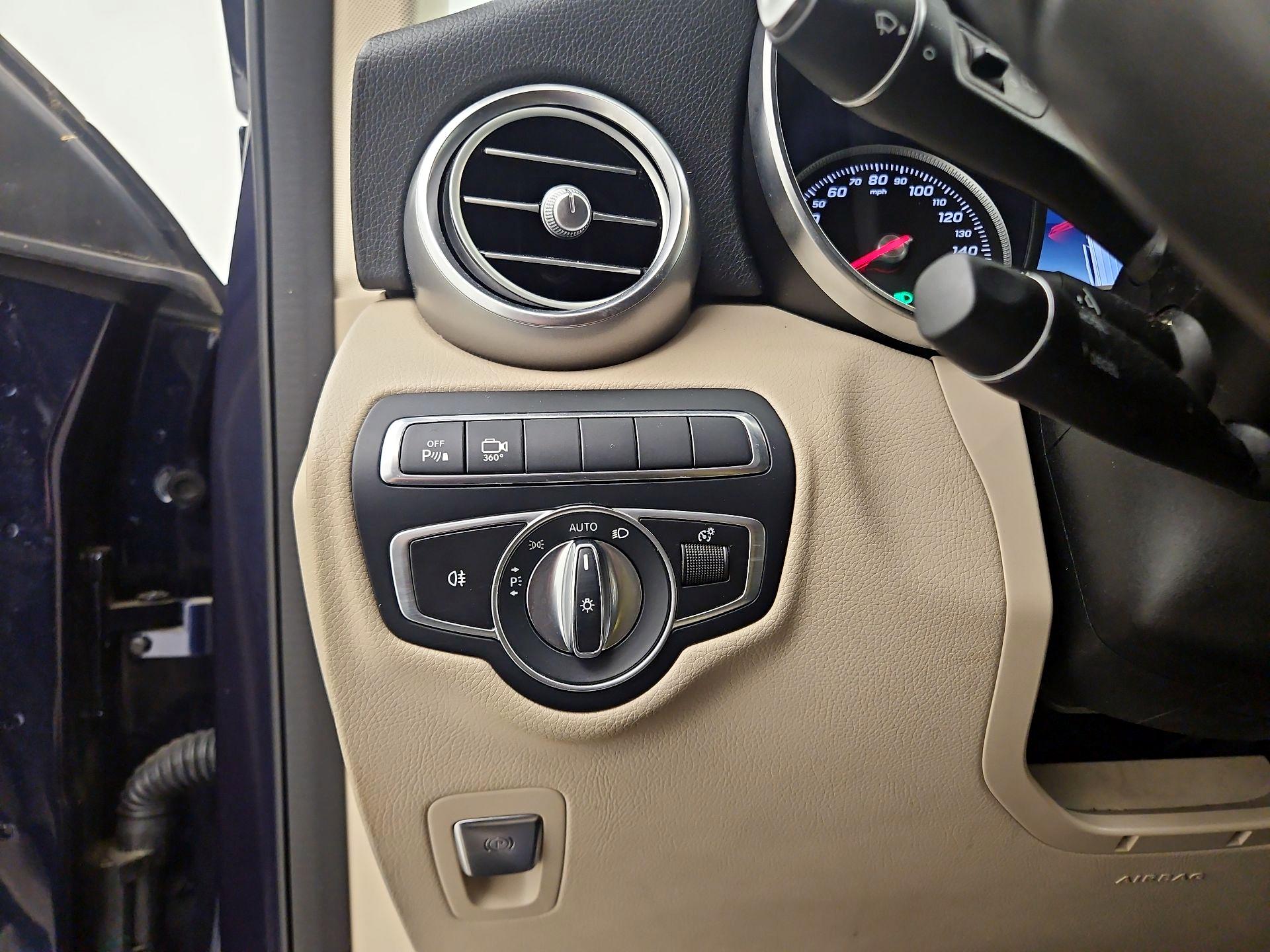 Thumbnail: 2019 Mercedes-Benz GLC - 13