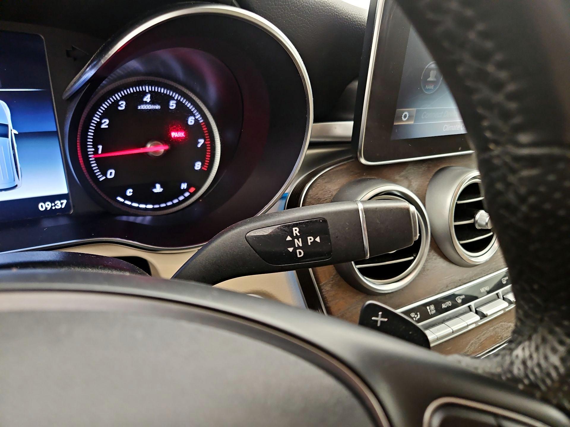 Thumbnail: 2019 Mercedes-Benz GLC - 18