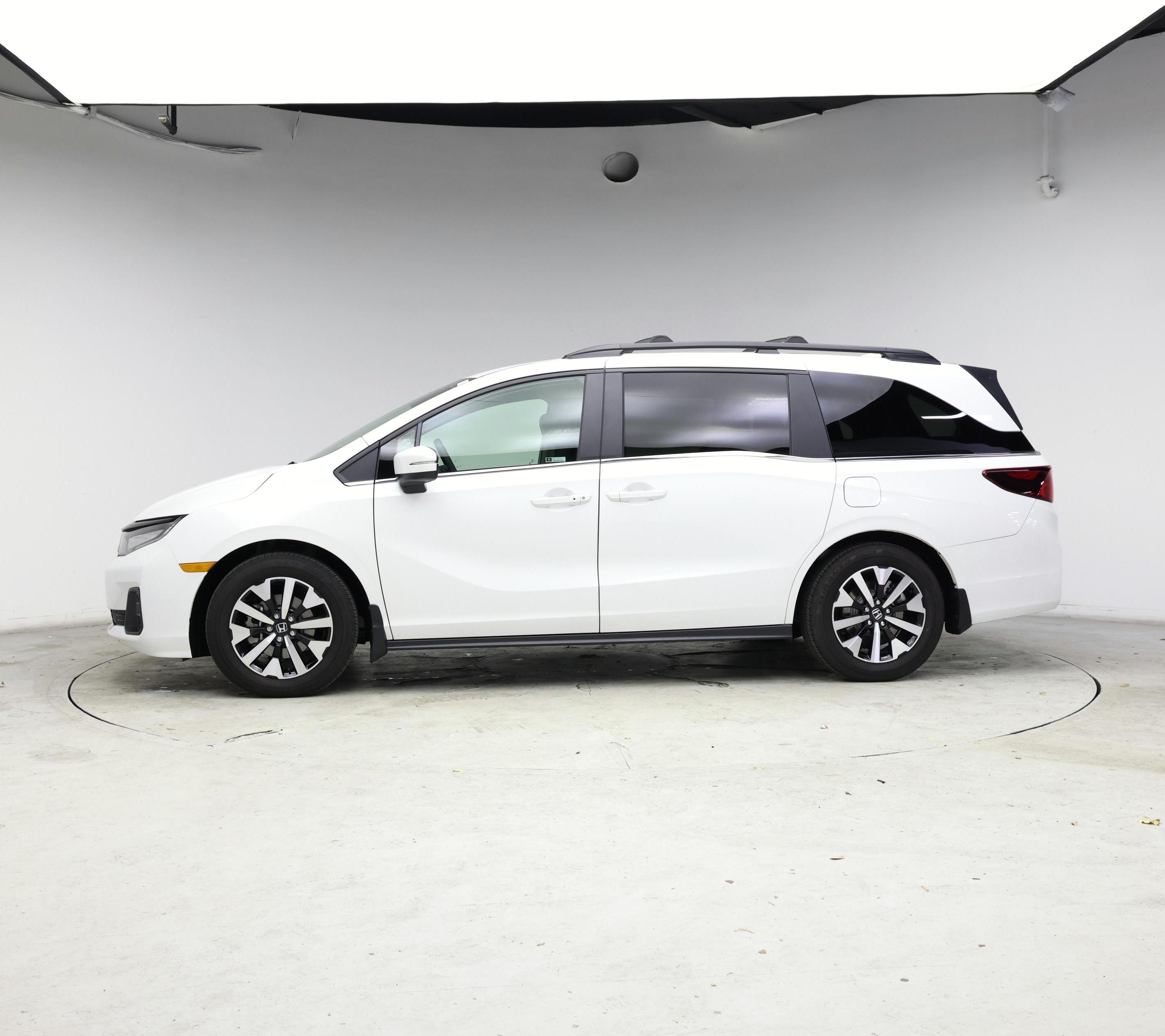 Thumbnail: 2025 Honda Odyssey - 3