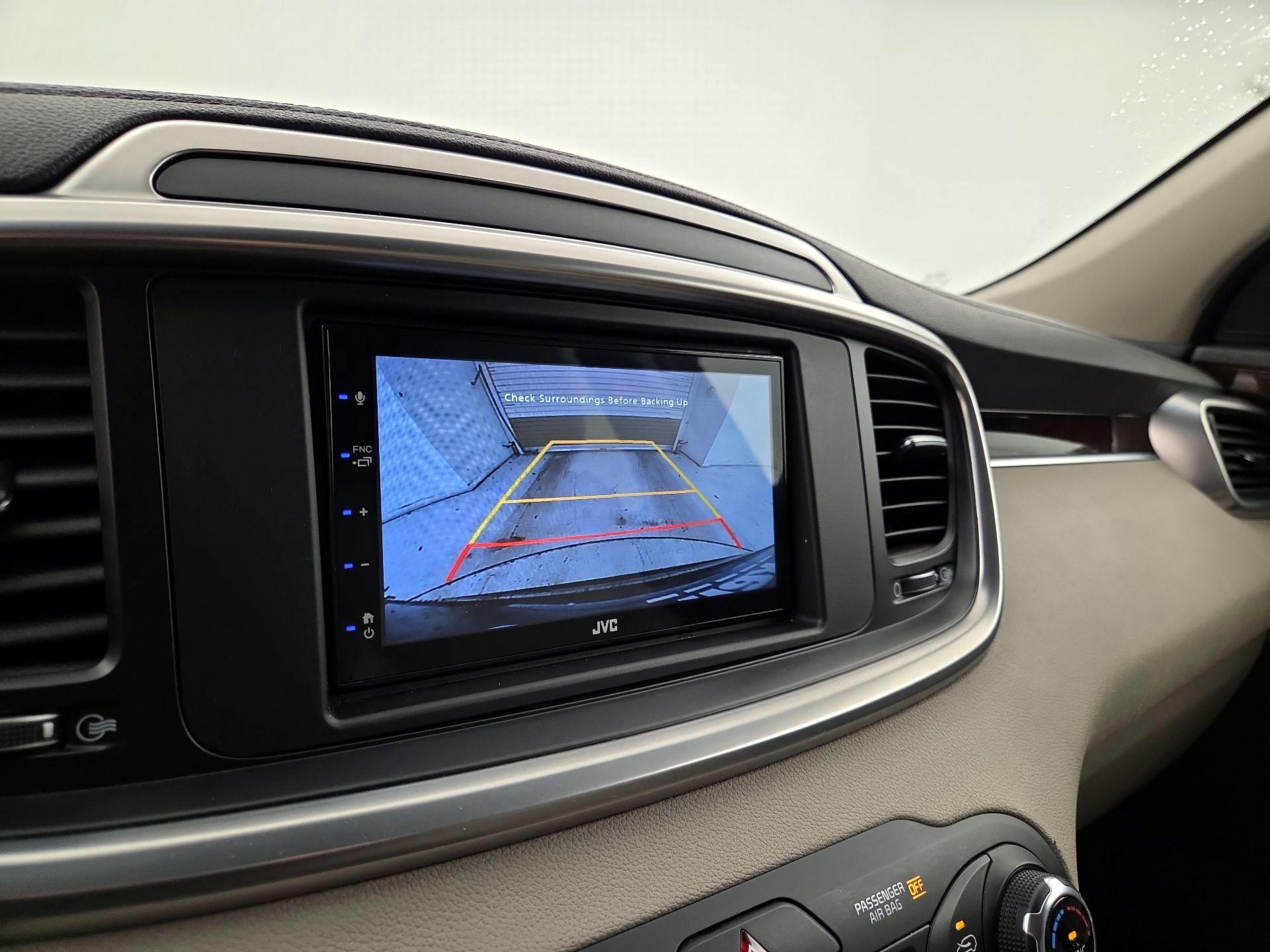 Thumbnail: 2016 Kia Sorento - 14