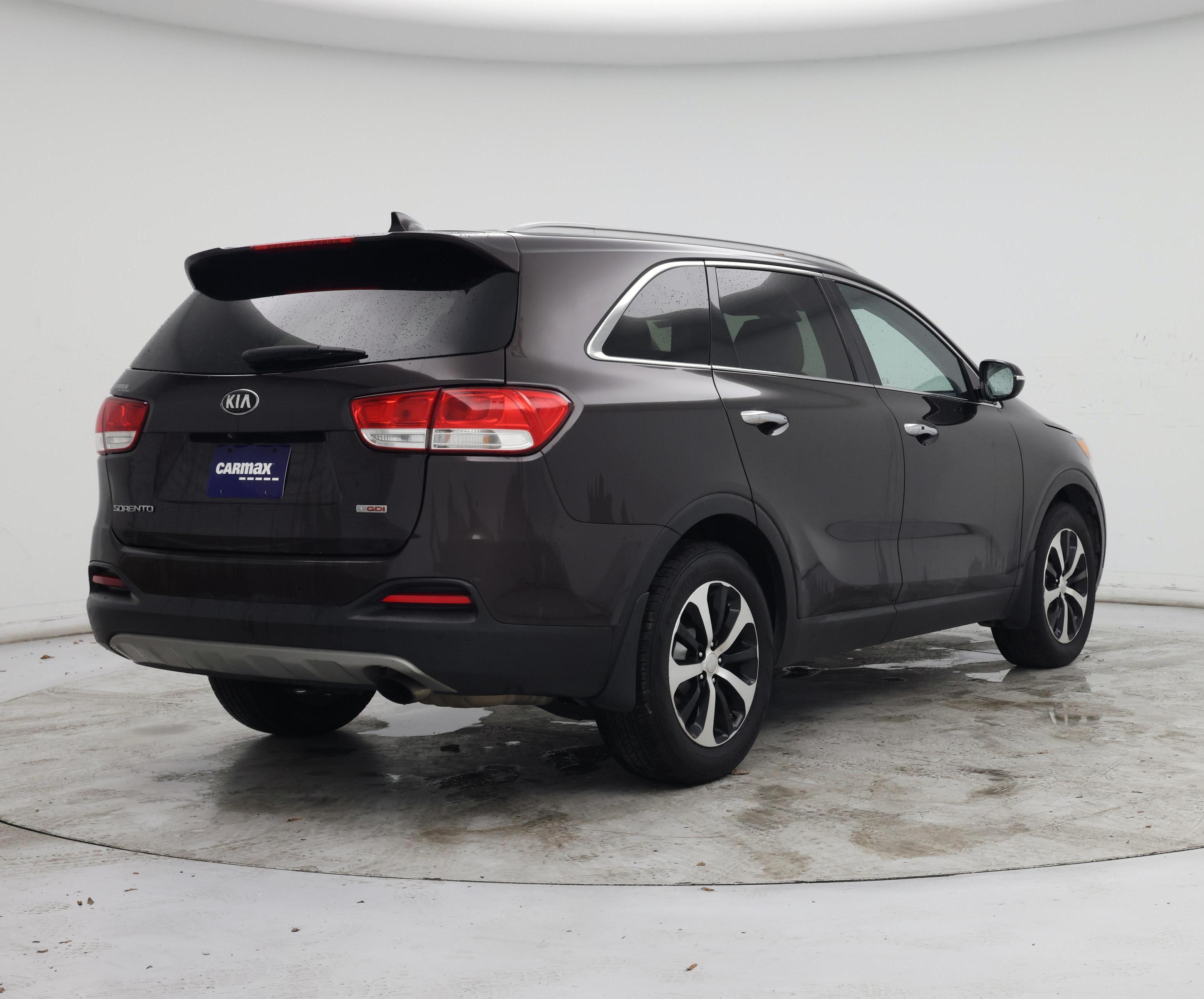 Thumbnail: 2016 Kia Sorento - 8