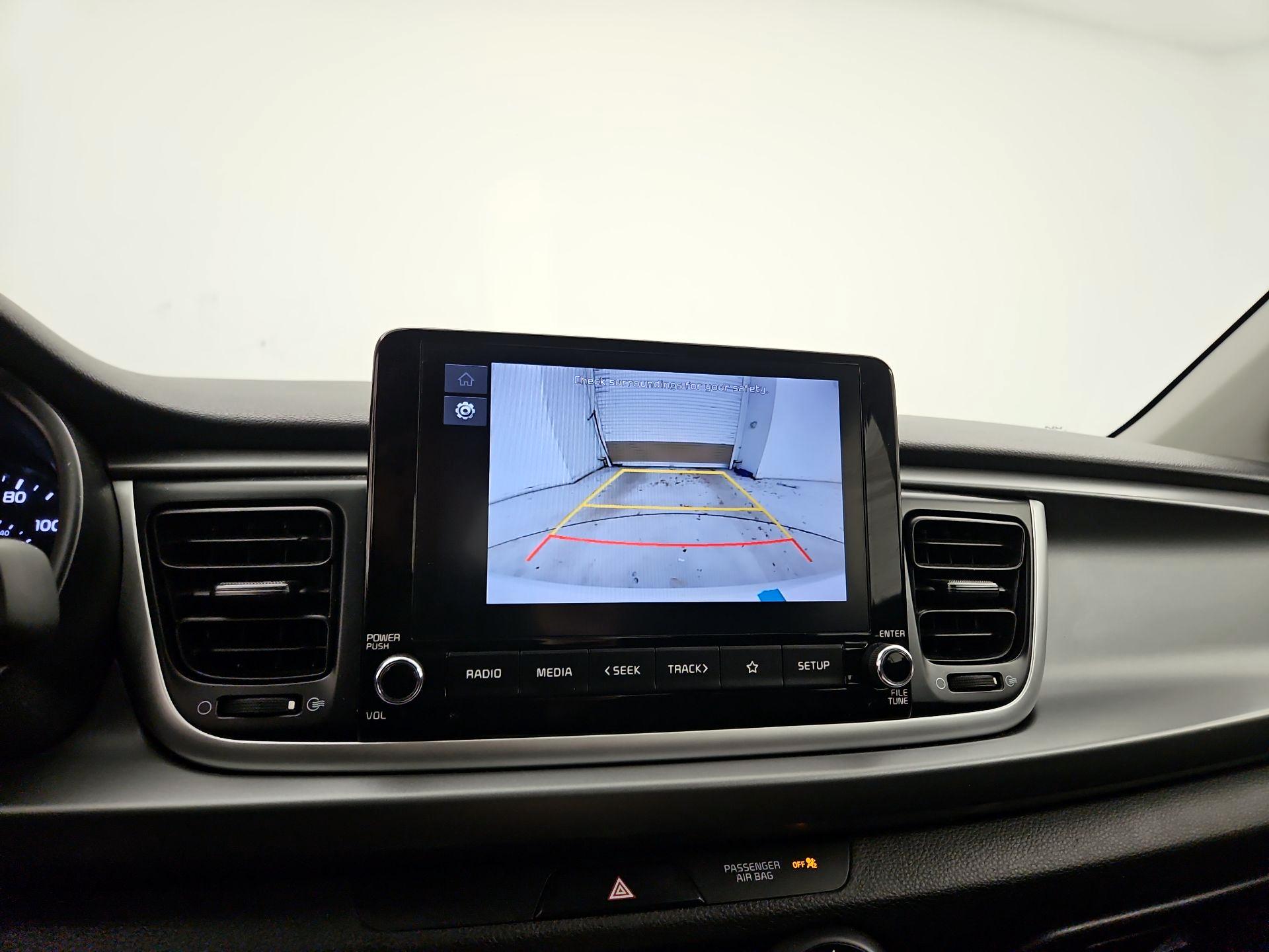 Thumbnail: 2023 Kia Rio - 14