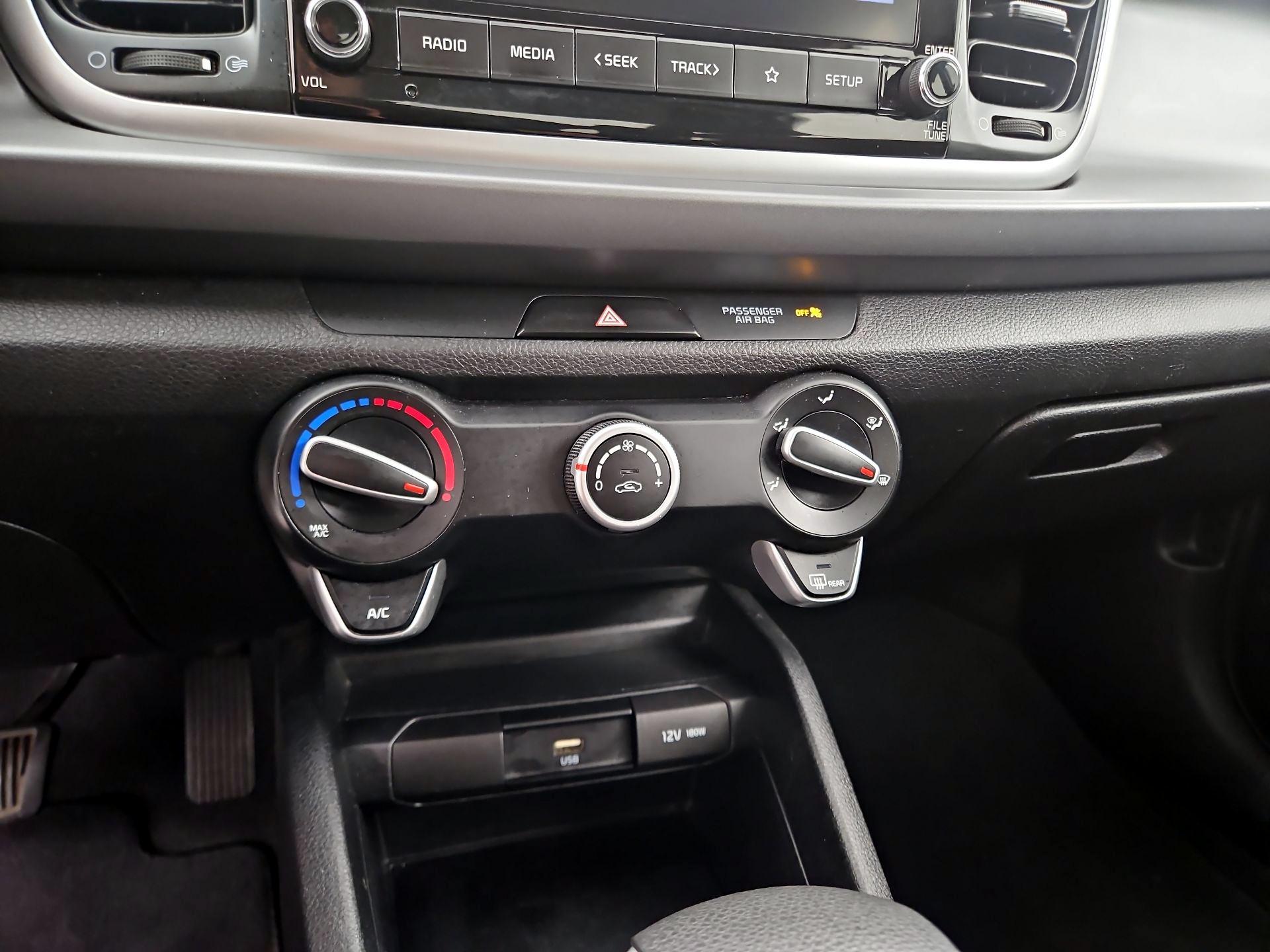 Thumbnail: 2023 Kia Rio - 16