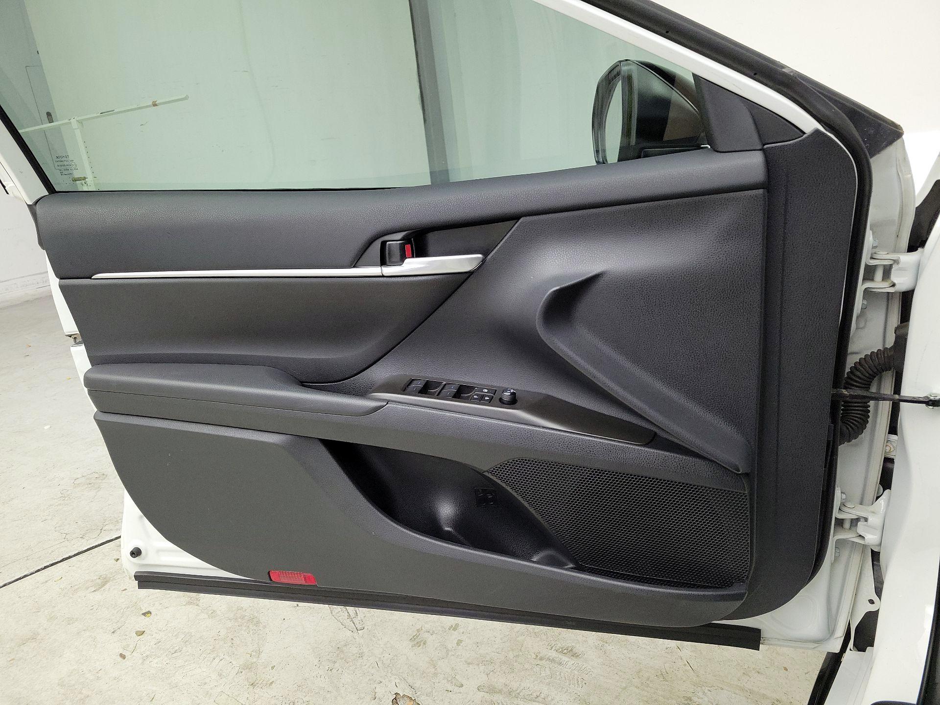 Thumbnail: 2024 Toyota Camry - 12