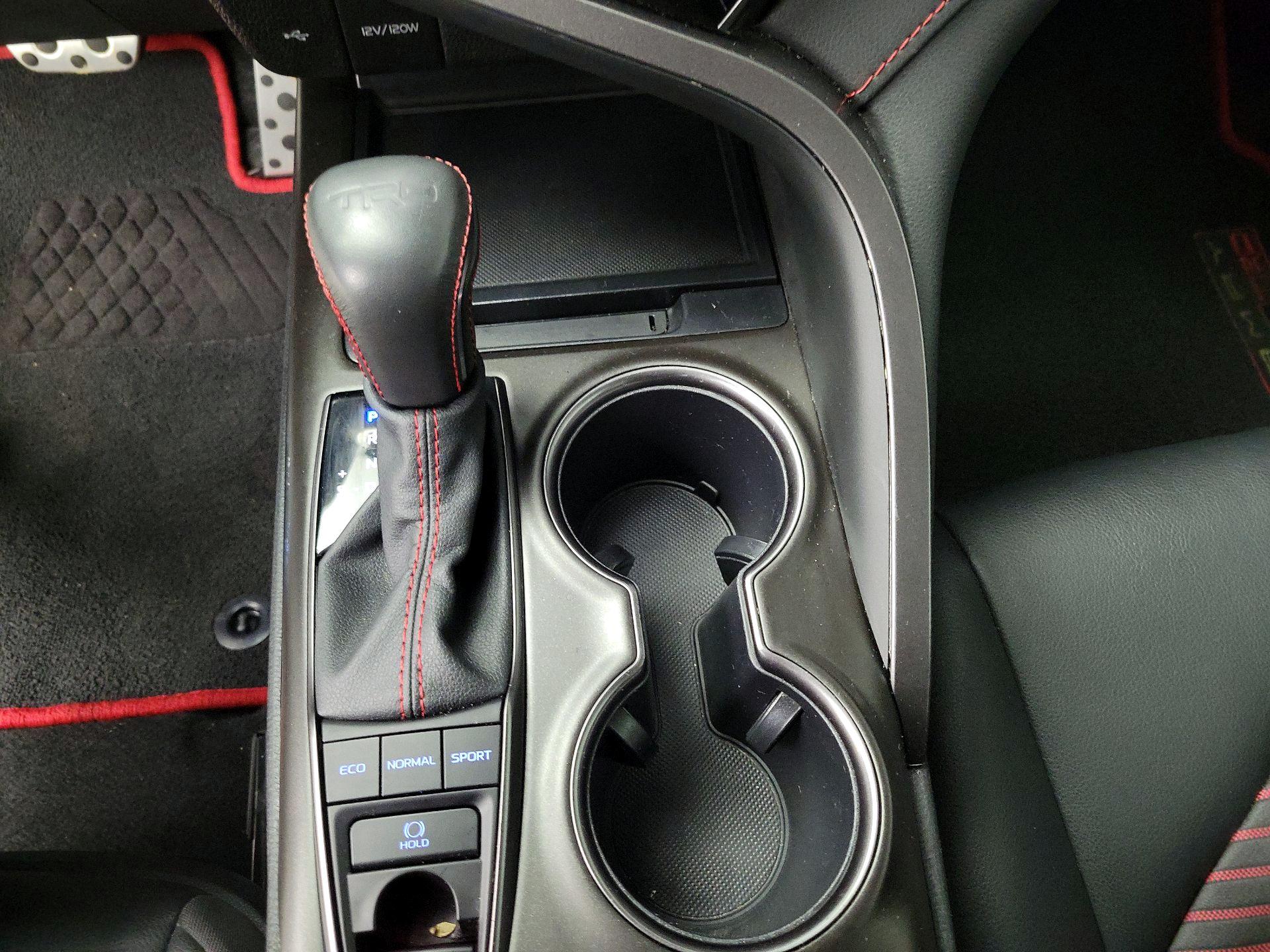 Thumbnail: 2024 Toyota Camry - 17