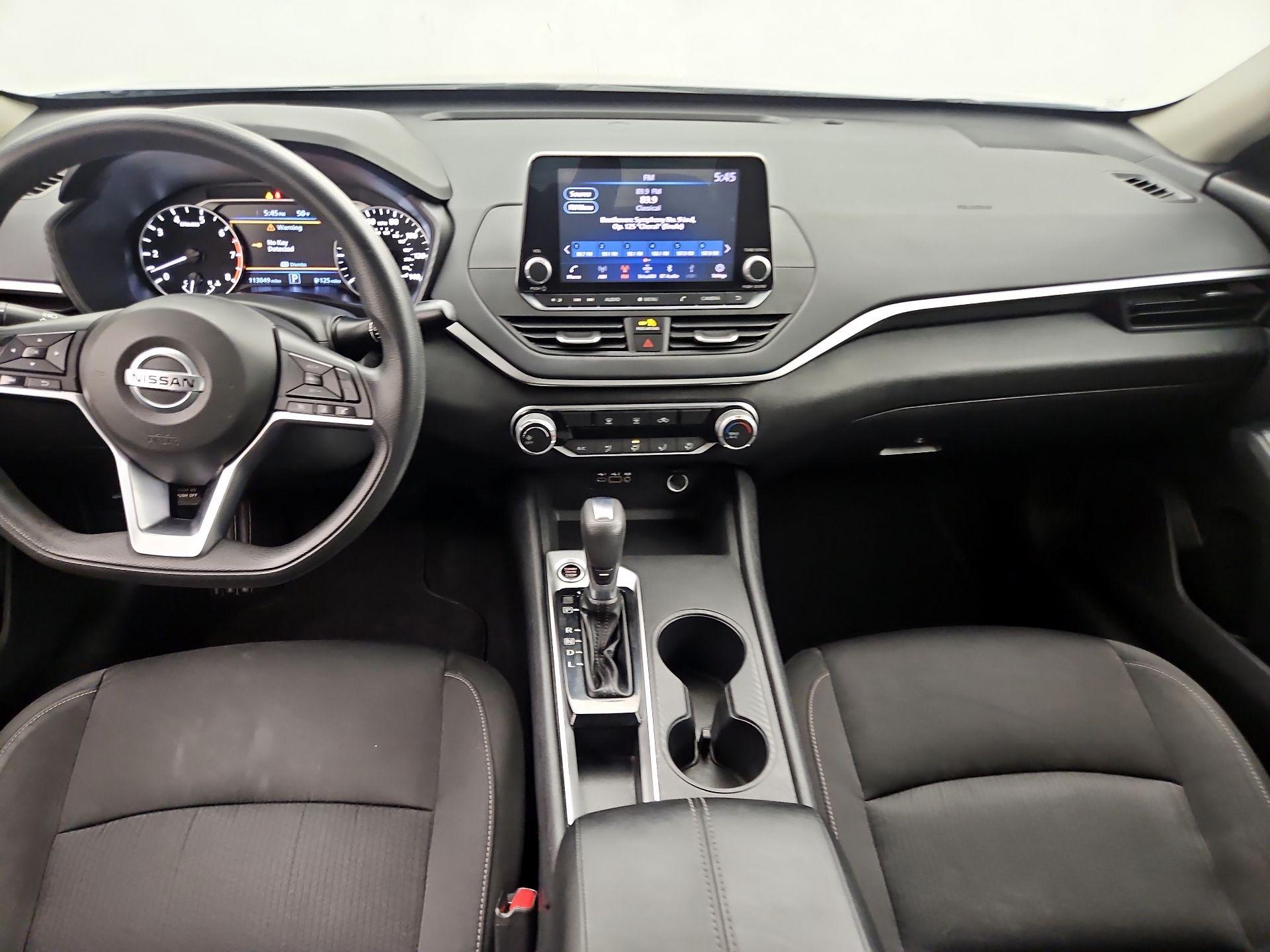 Thumbnail: 2020 Nissan Altima - 9