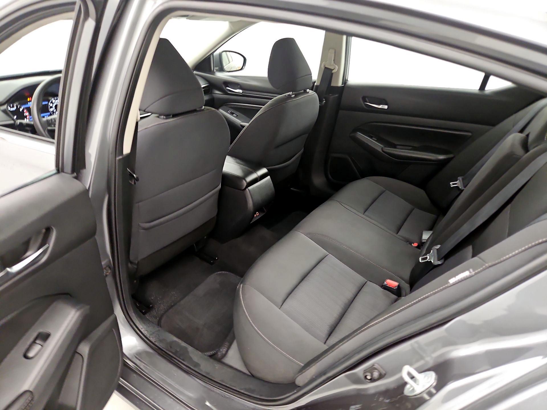 Thumbnail: 2020 Nissan Altima - 19