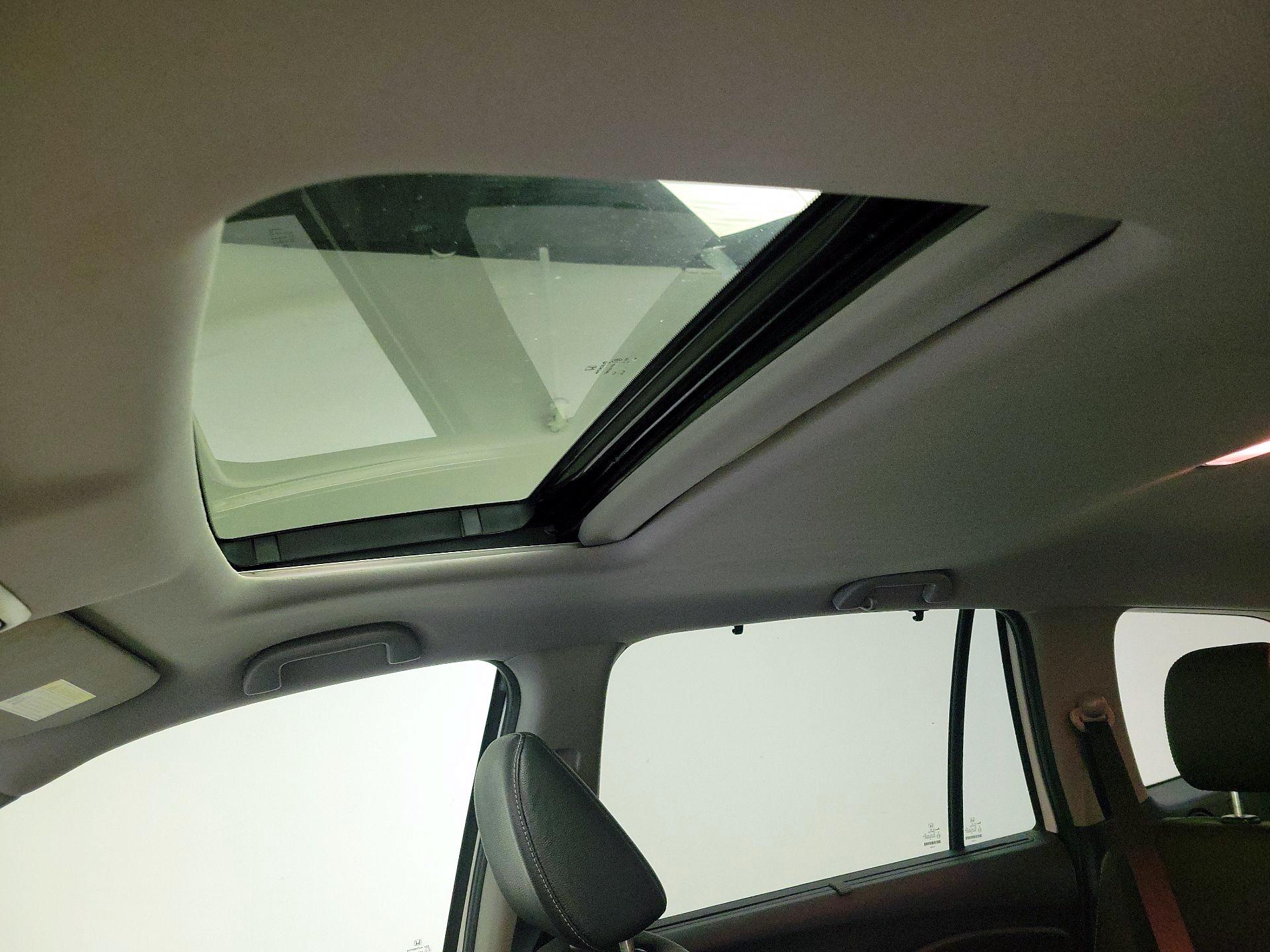 Thumbnail: 2021 Honda Pilot - 19