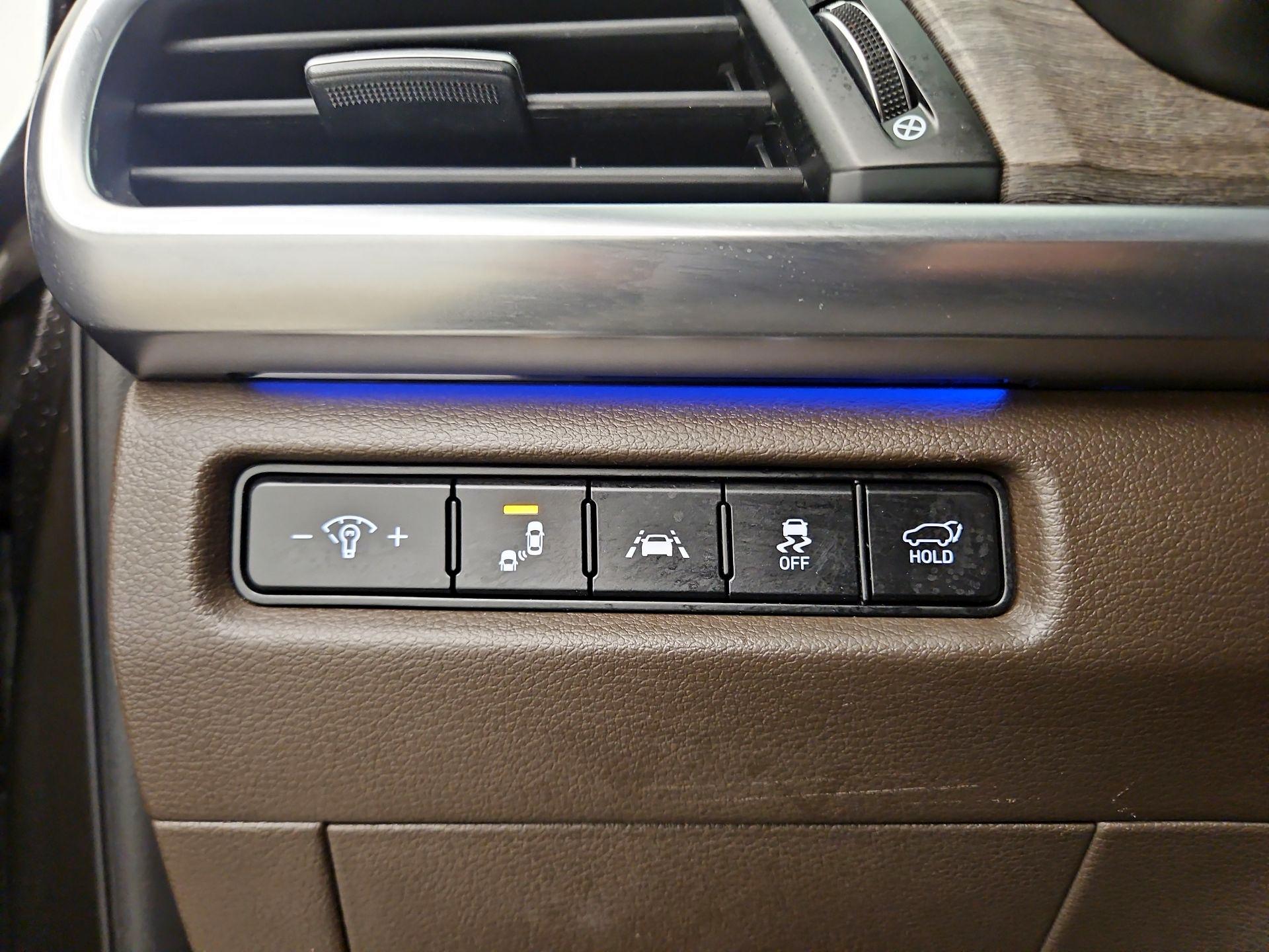 Thumbnail: 2021 Kia Telluride - 13