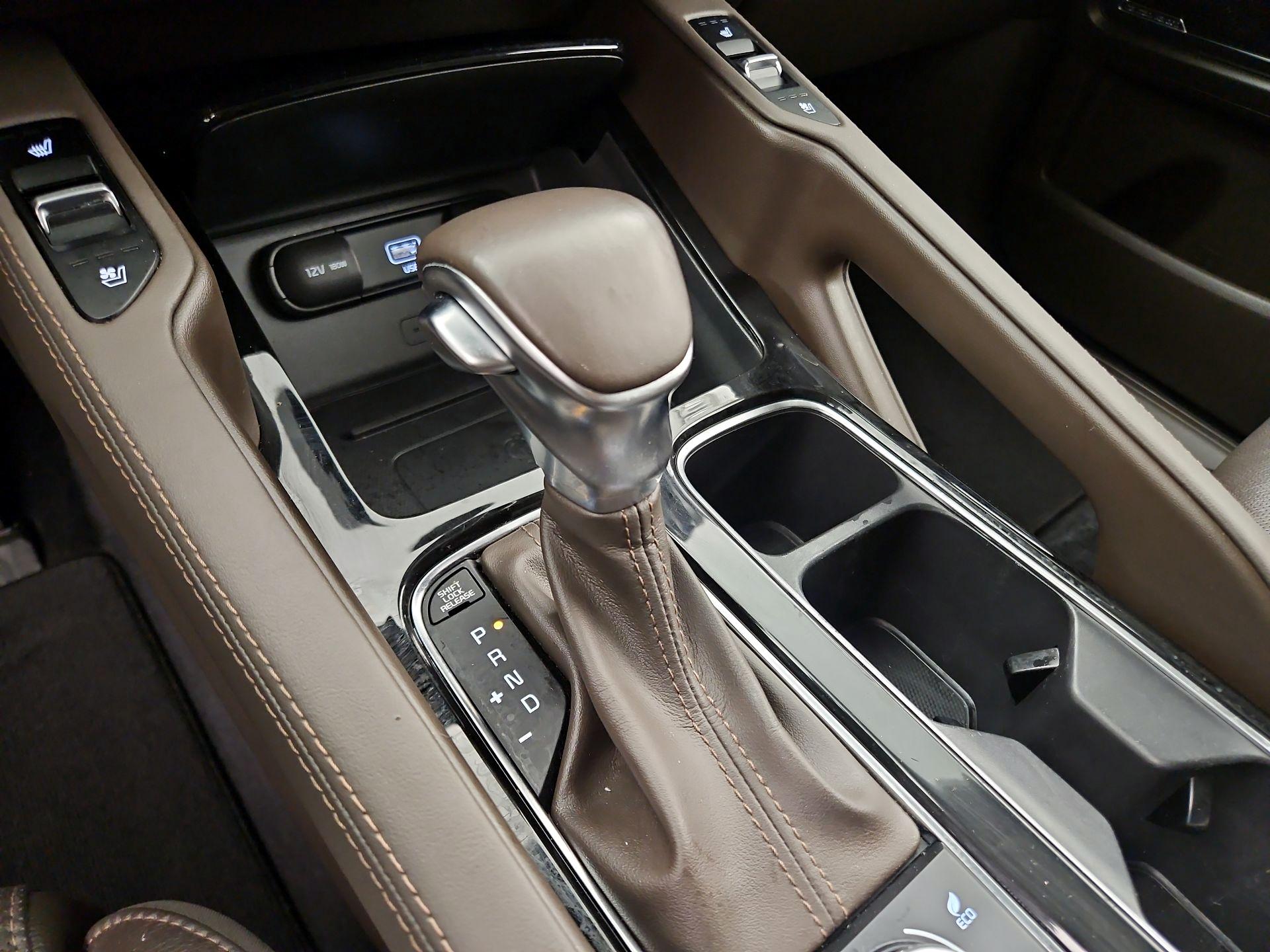 Thumbnail: 2021 Kia Telluride - 18