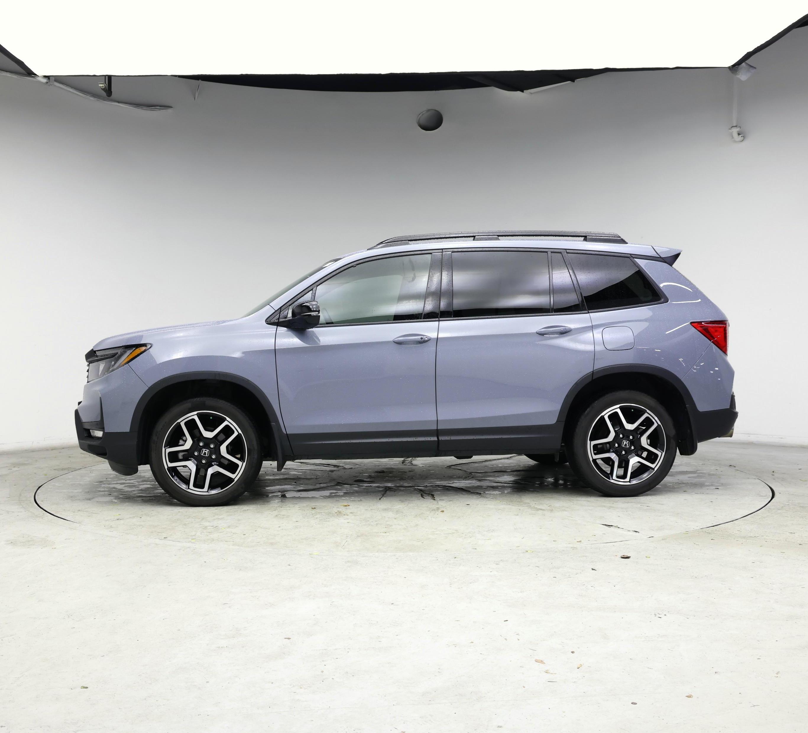 Thumbnail: 2023 Honda Passport - 3