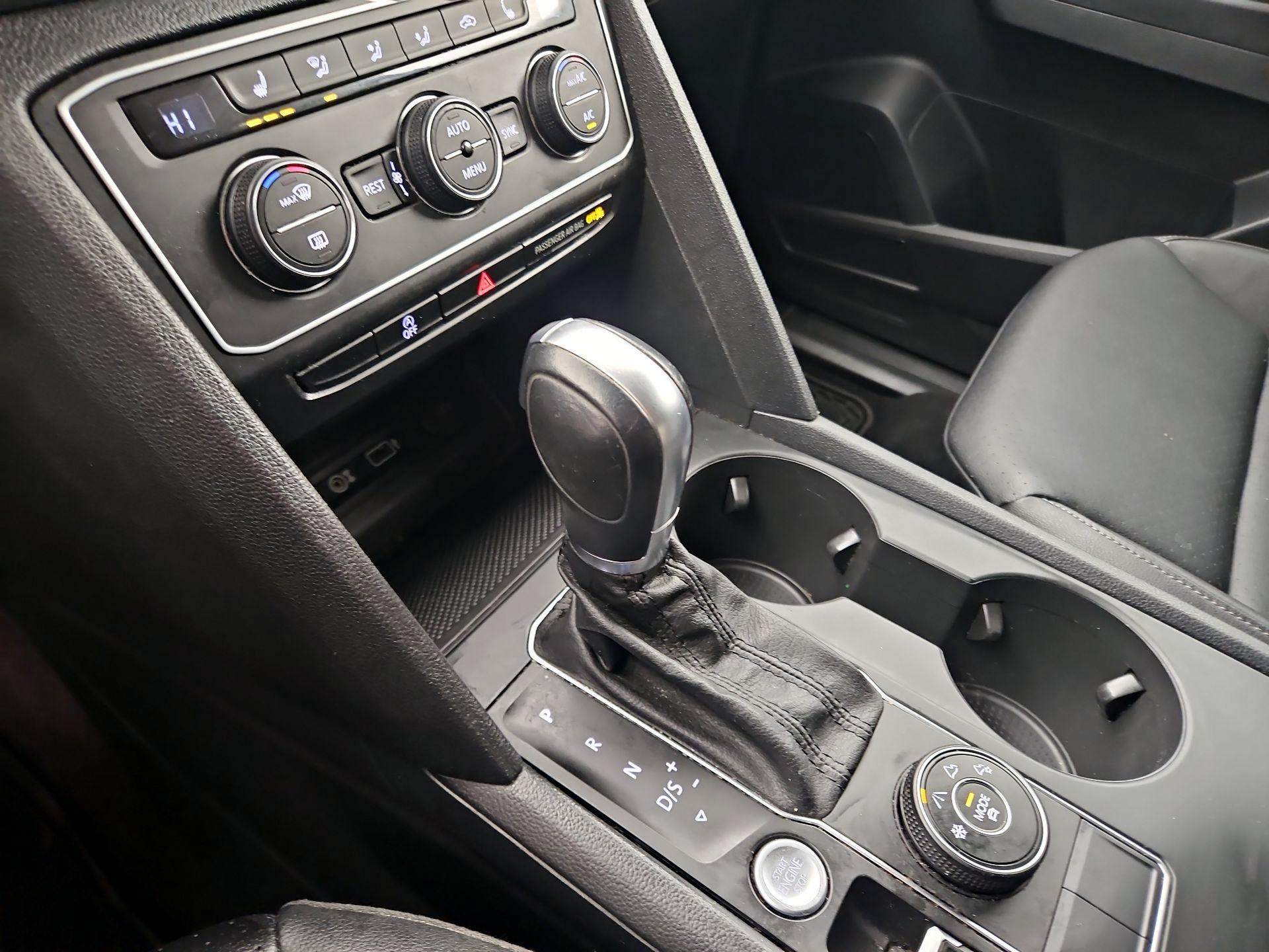 Thumbnail: 2019 Volkswagen Atlas - 17