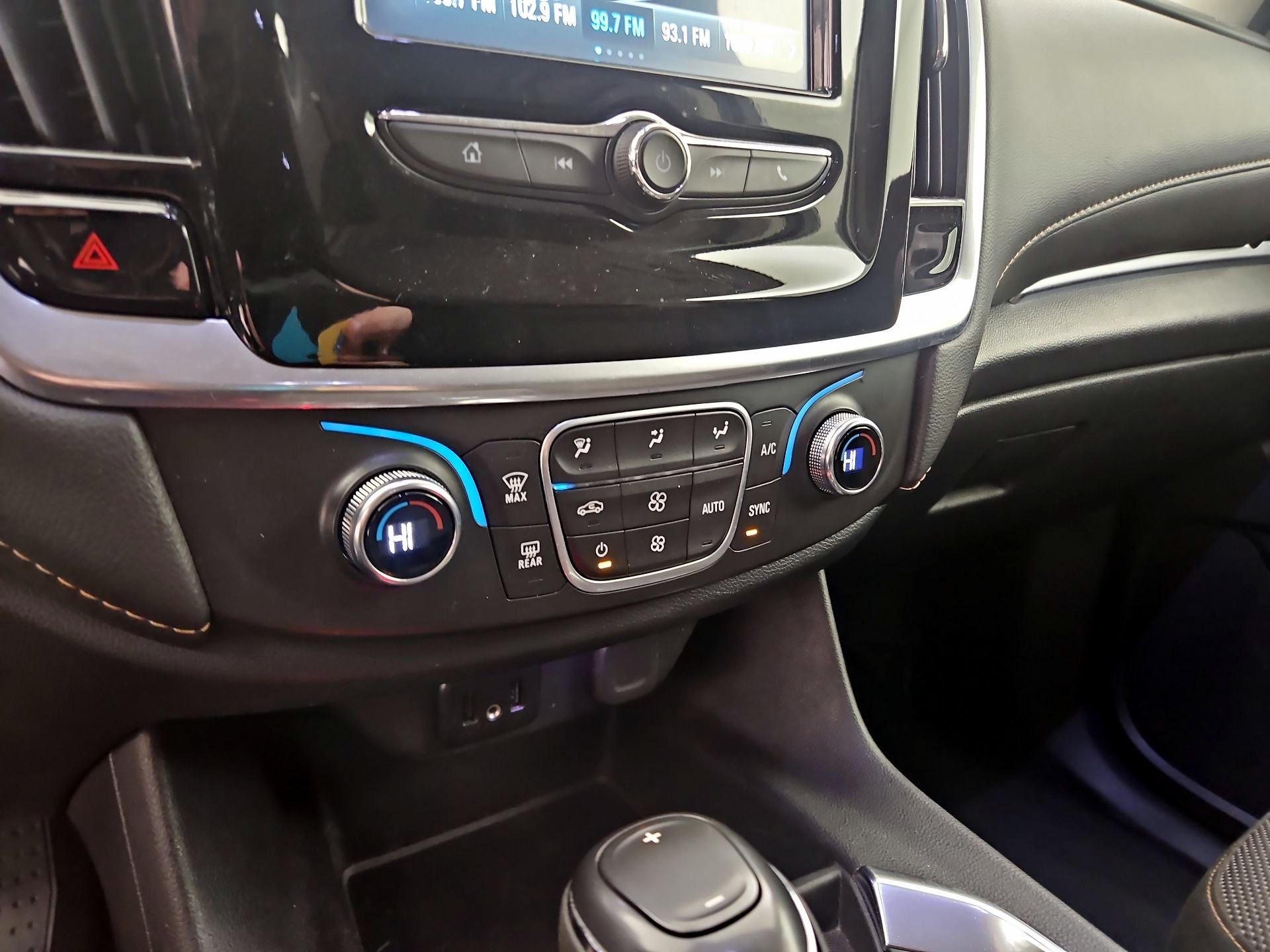 Thumbnail: 2019 Chevrolet Traverse - 16