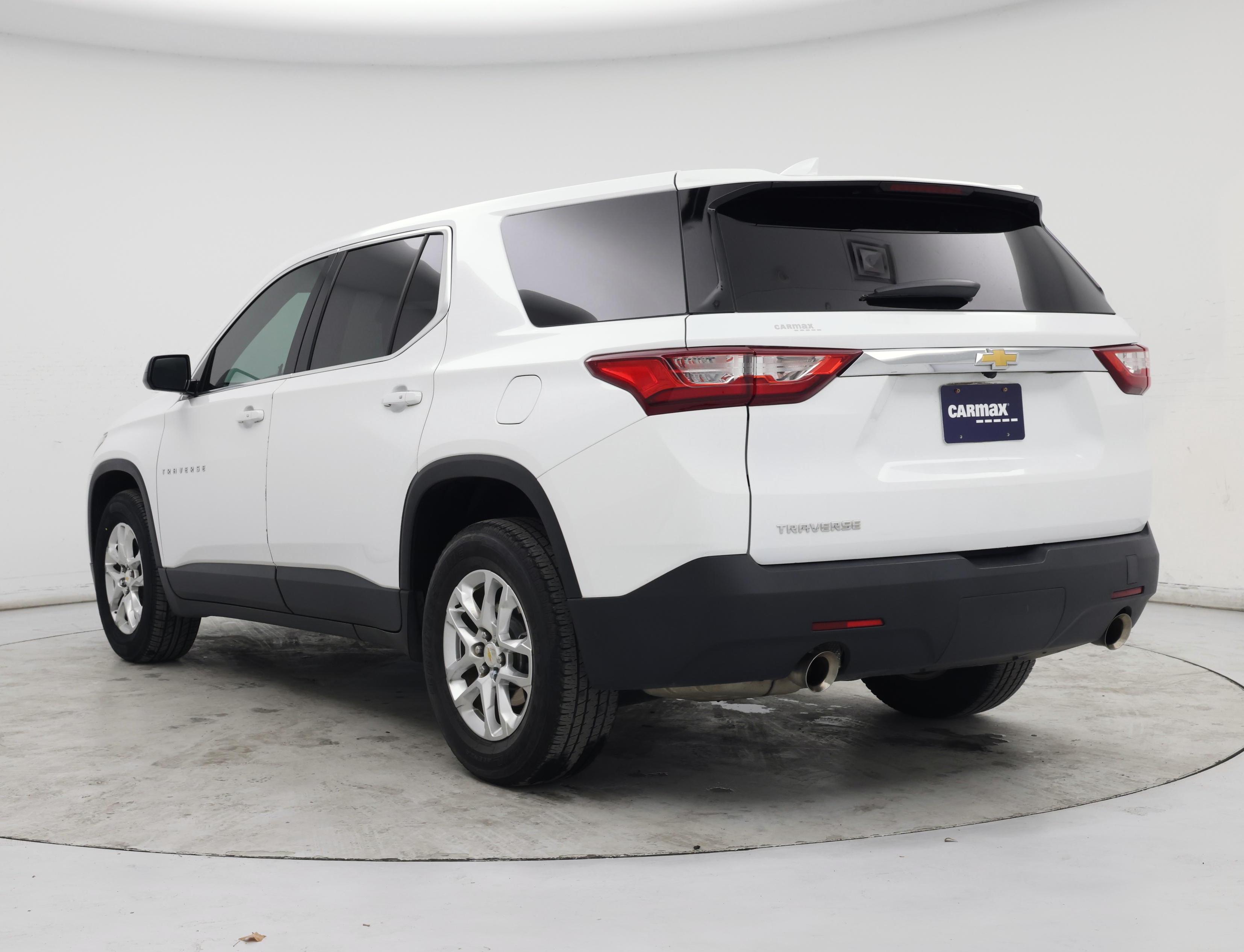 Thumbnail: 2019 Chevrolet Traverse - 2