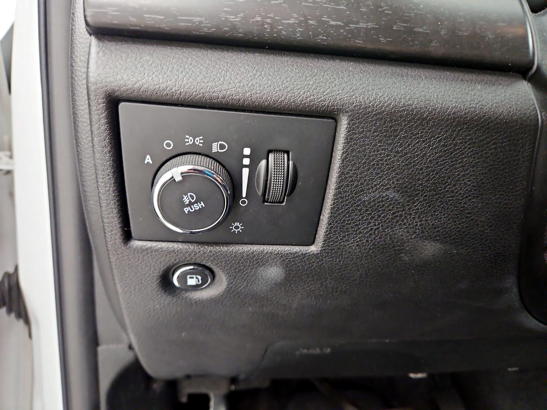 Thumbnail: 2018 Jeep Grand Cherokee - 13