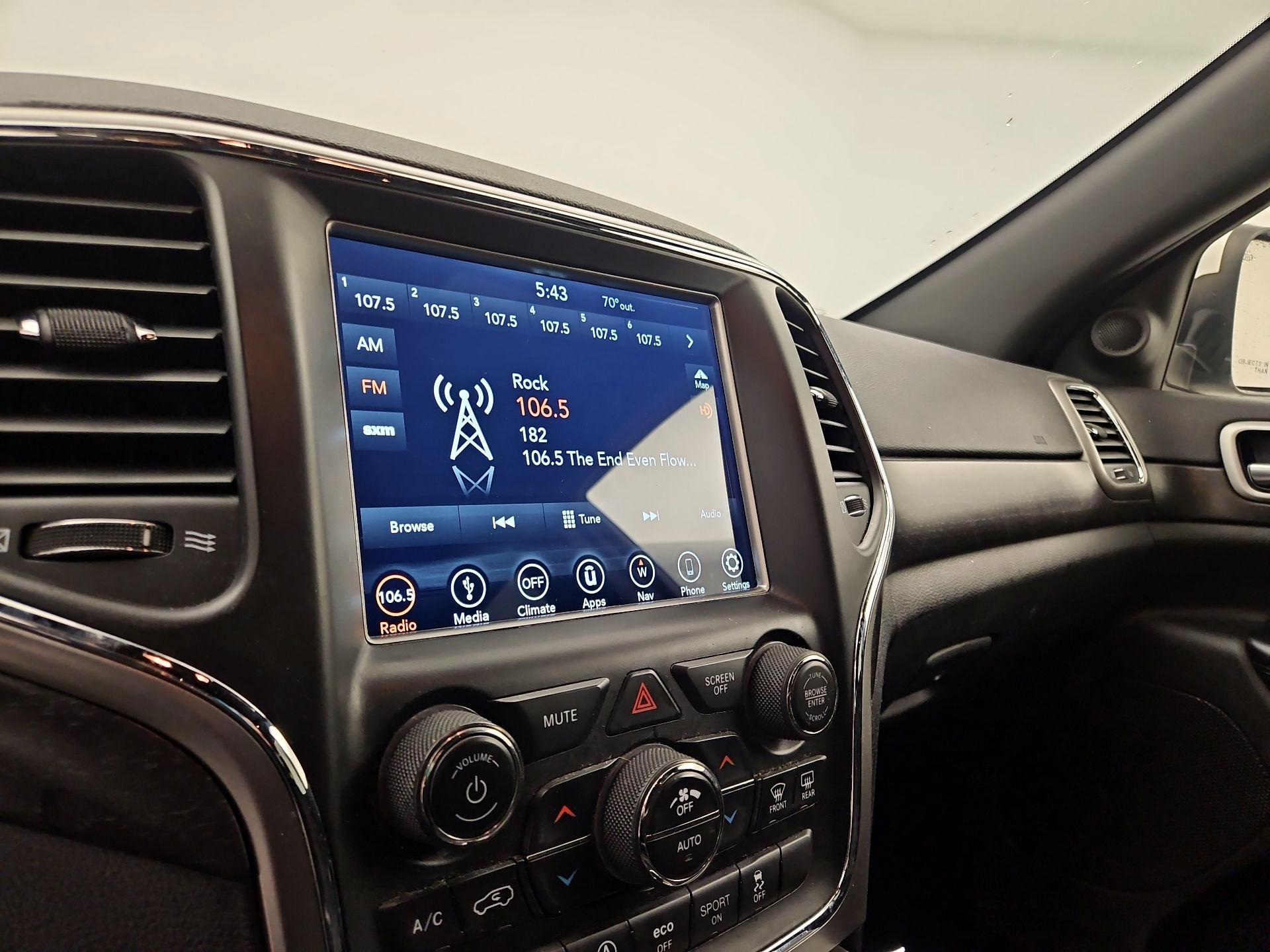 Thumbnail: 2018 Jeep Grand Cherokee - 15