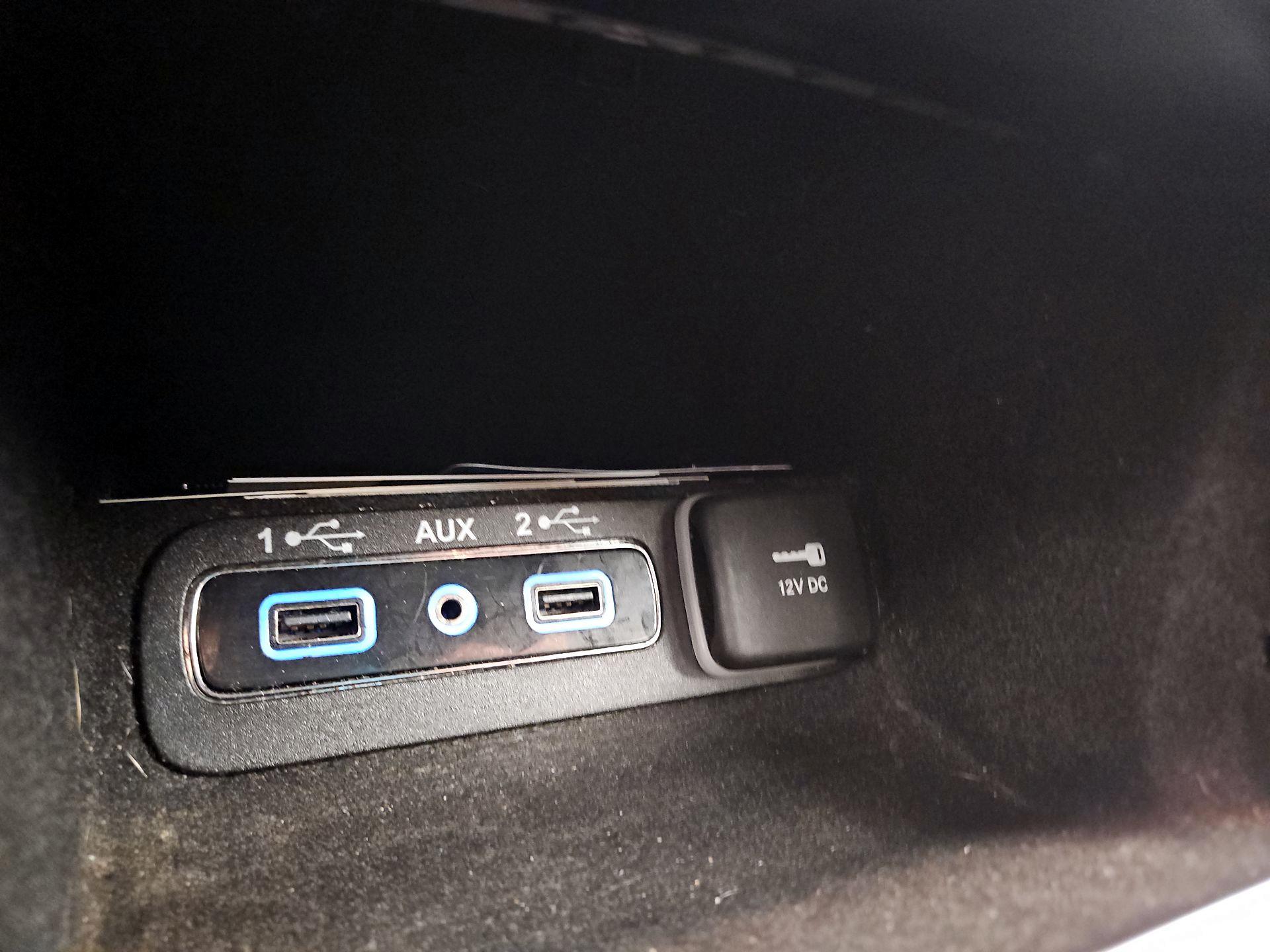 Thumbnail: 2018 Jeep Grand Cherokee - 18