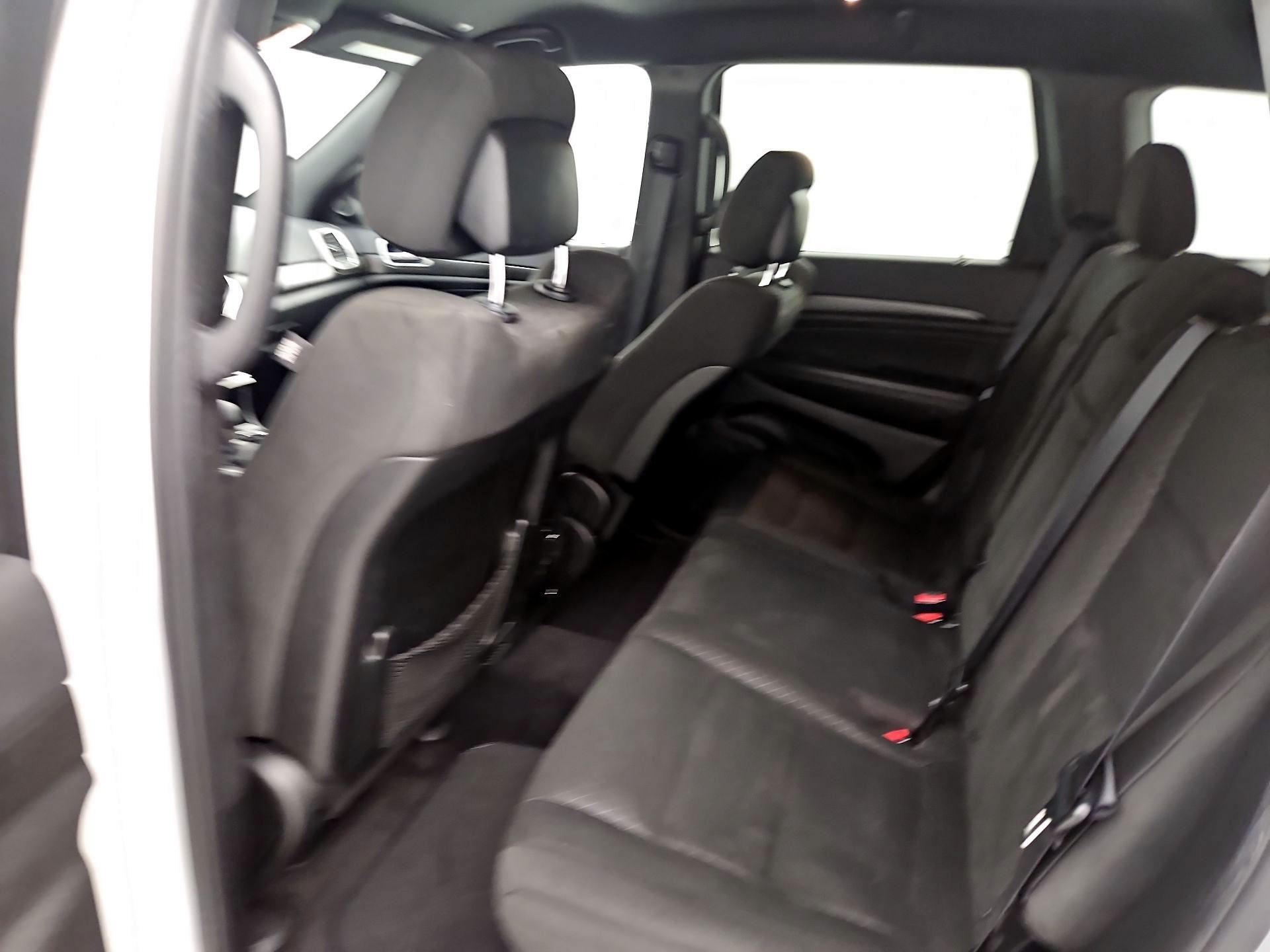 Thumbnail: 2018 Jeep Grand Cherokee - 19