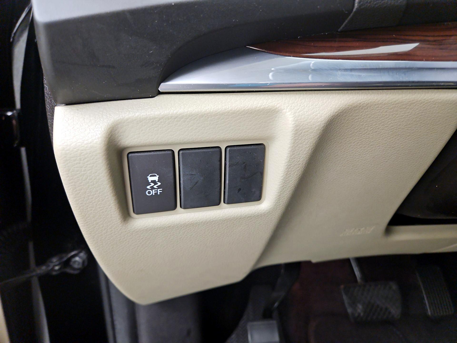 Thumbnail: 2016 Acura MDX - 13