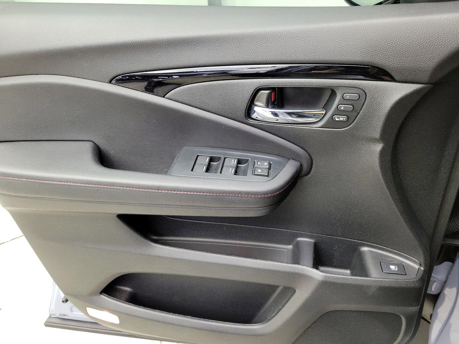 Thumbnail: 2023 Honda Ridgeline - 12