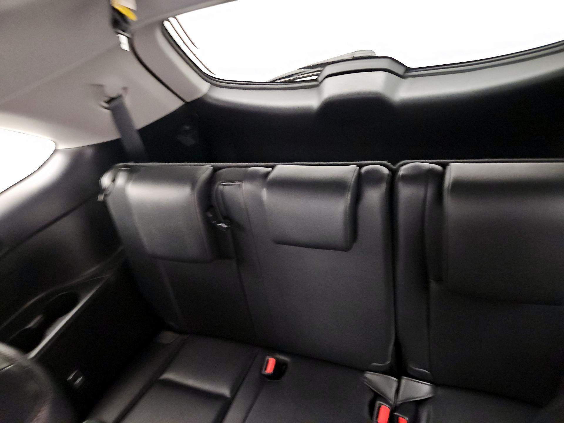 Thumbnail: 2019 Toyota Highlander - 20