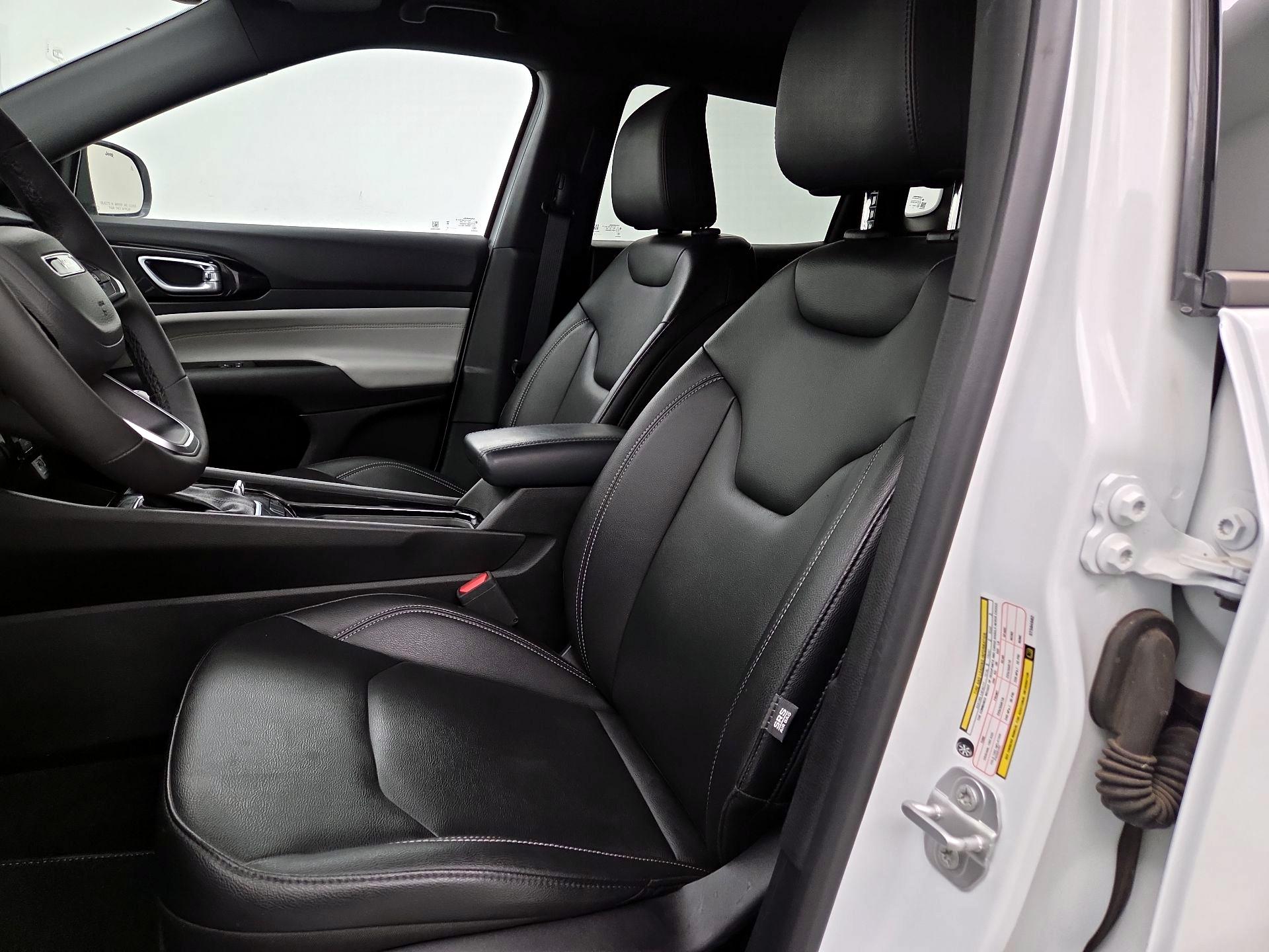 Thumbnail: 2025 Jeep Compass - 11