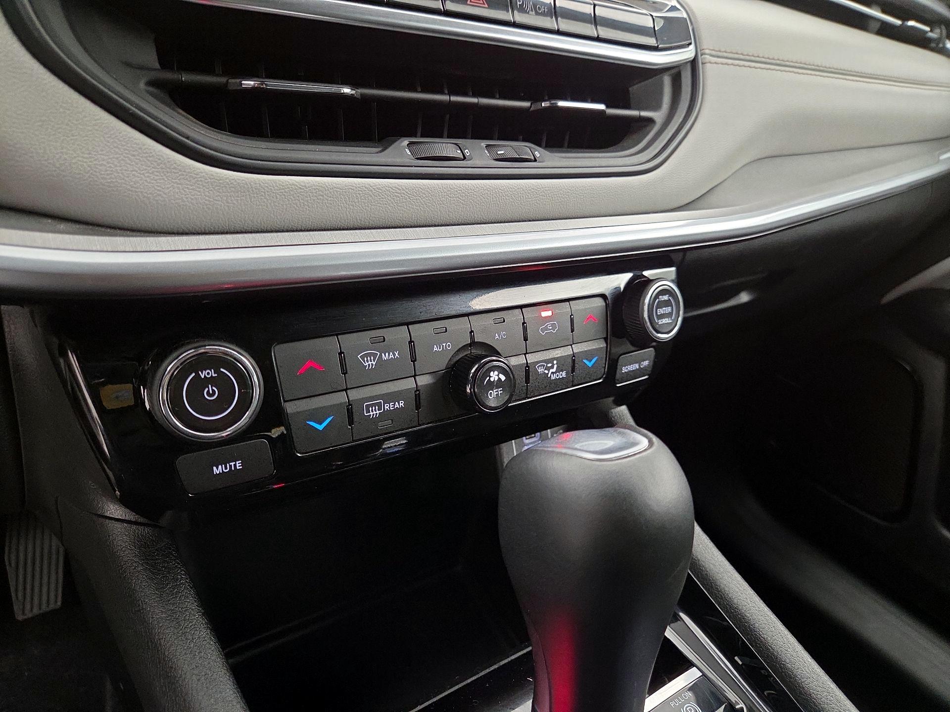 Thumbnail: 2025 Jeep Compass - 16