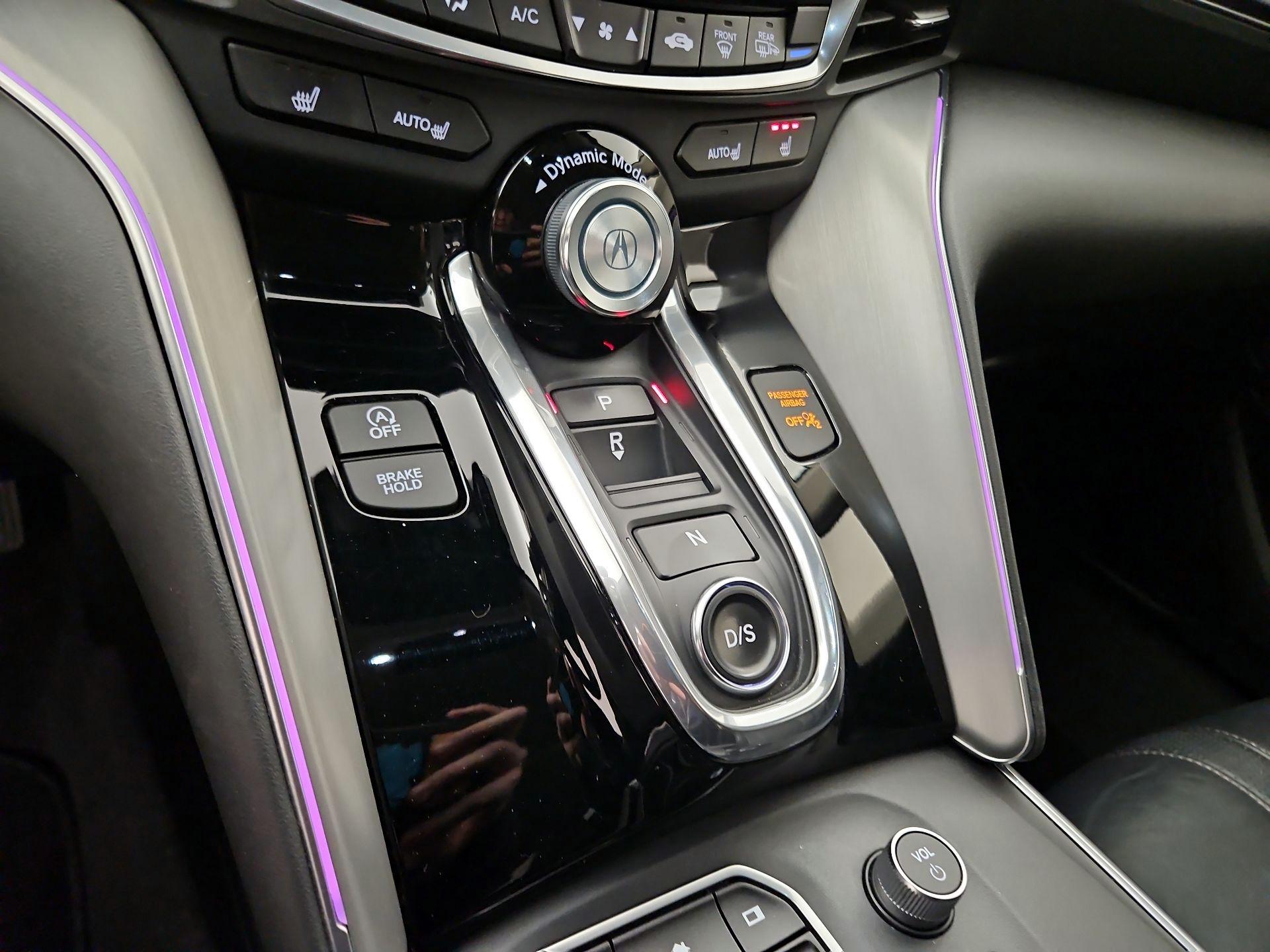 Thumbnail: 2022 Acura TLX - 17