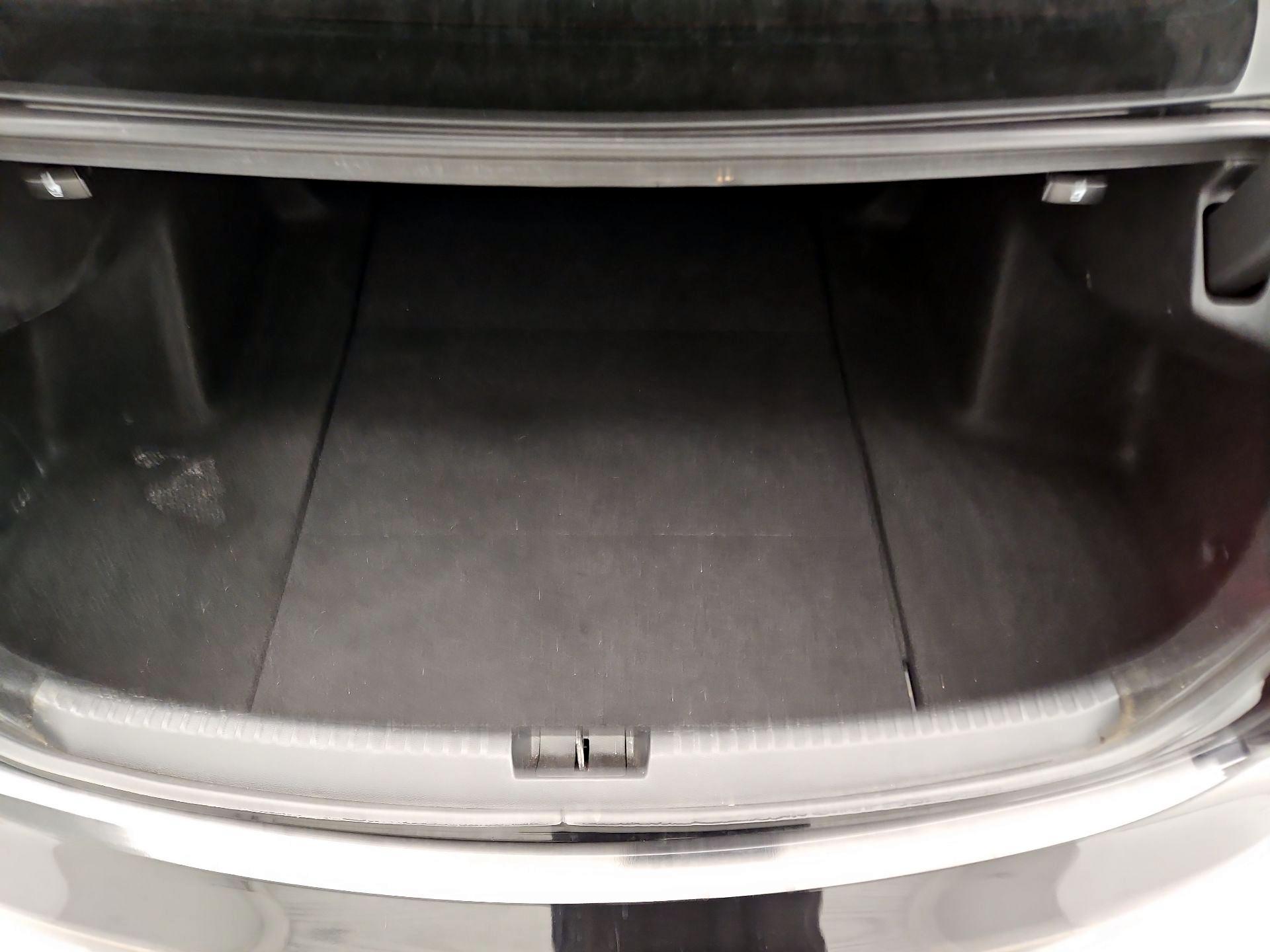 Thumbnail: 2022 Acura TLX - 20