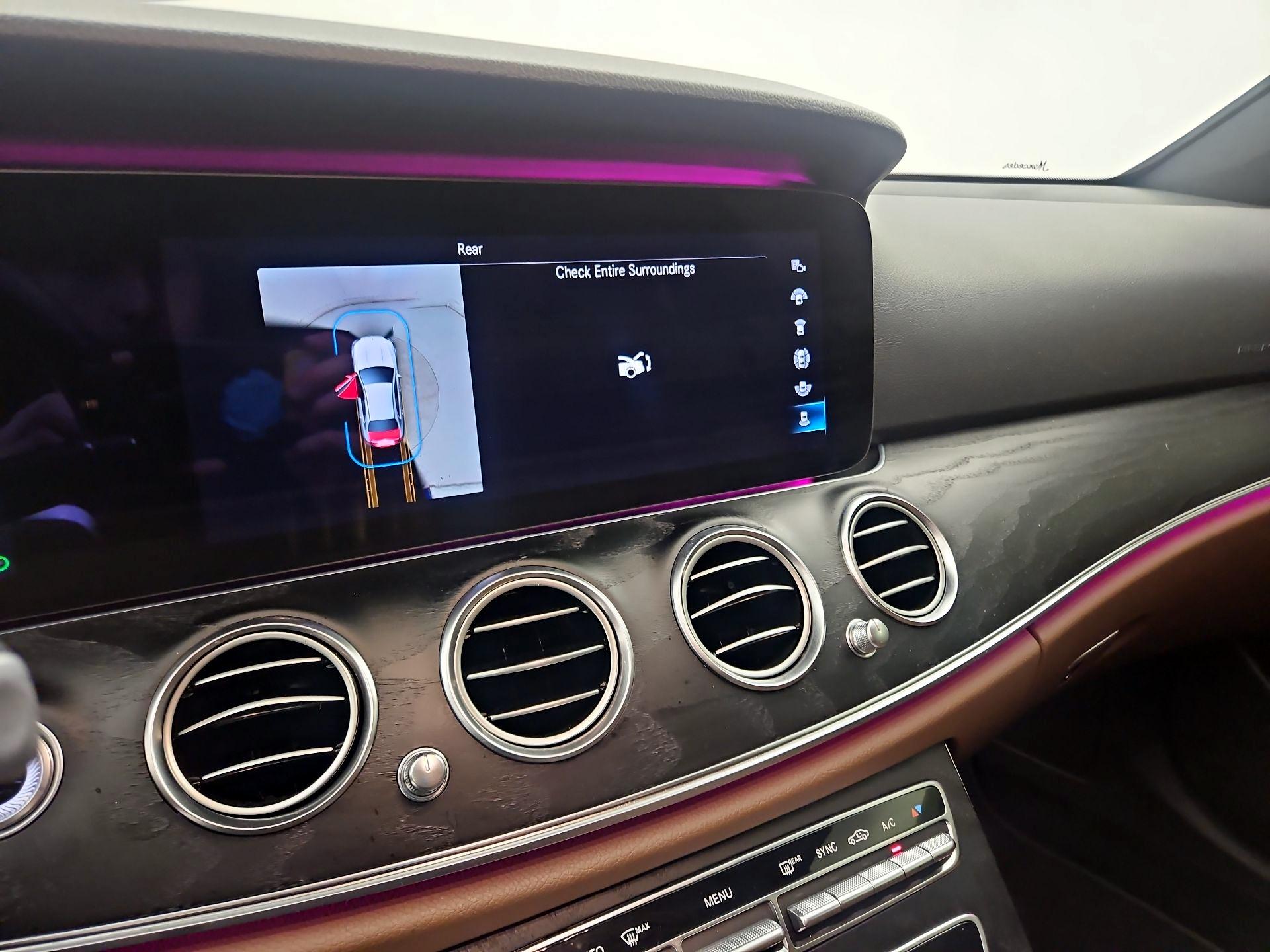 Thumbnail: 2021 Mercedes-Benz E-Class - 14