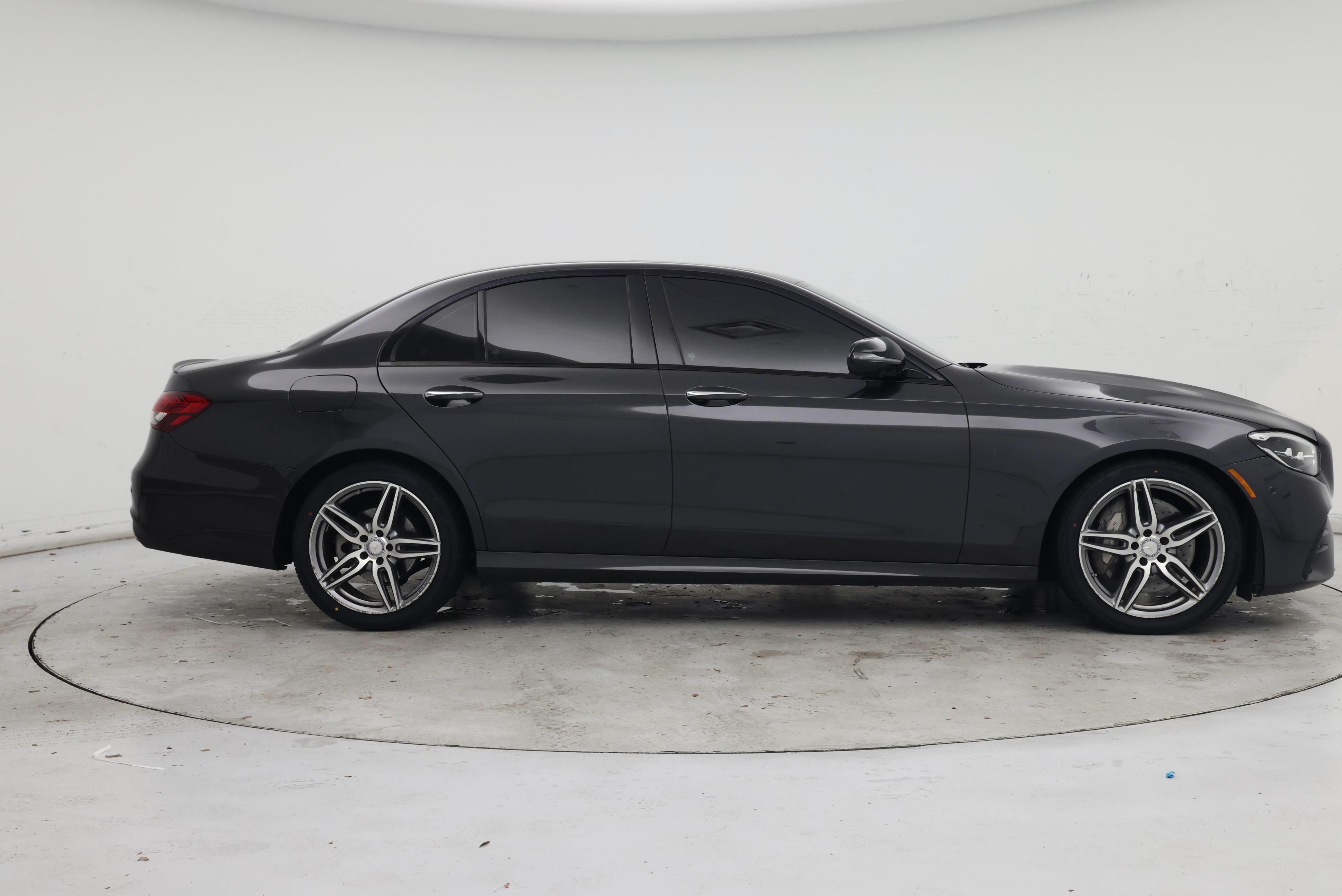 Thumbnail: 2021 Mercedes-Benz E-Class - 7