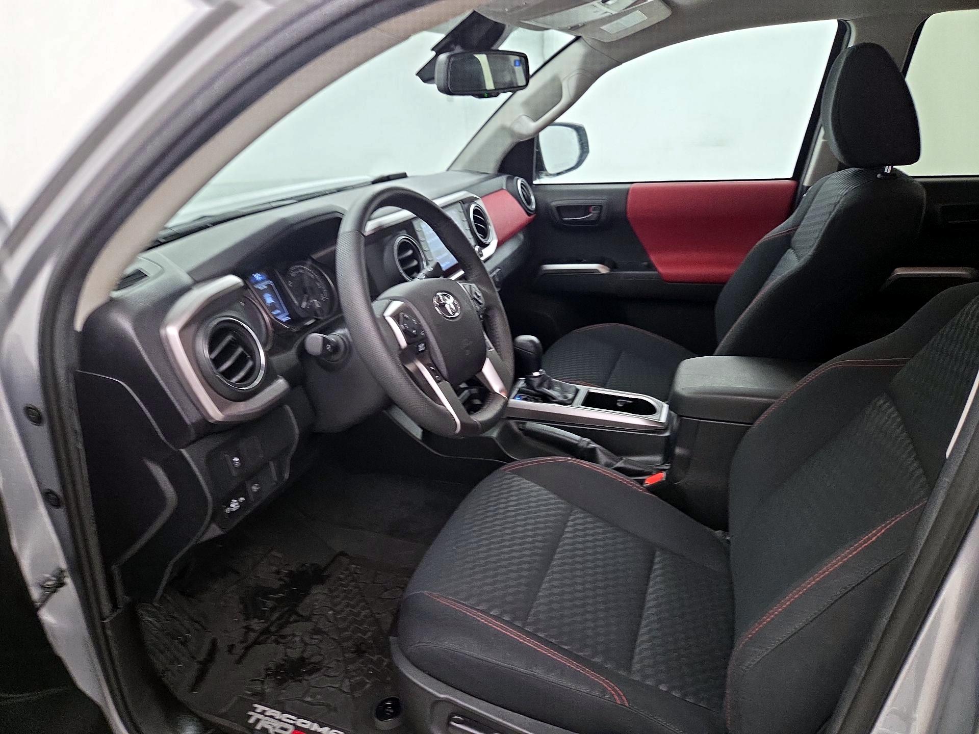 Thumbnail: 2021 Toyota Tacoma - 11