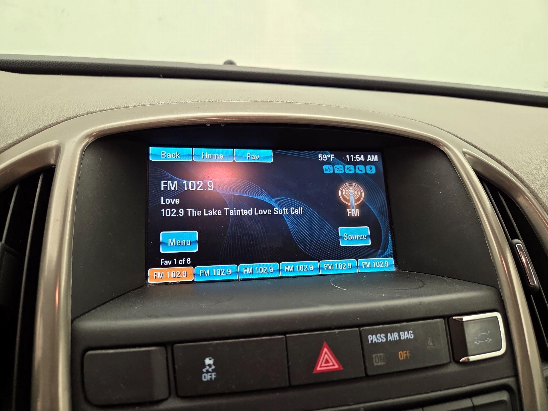 Thumbnail: 2016 Buick Verano - 15