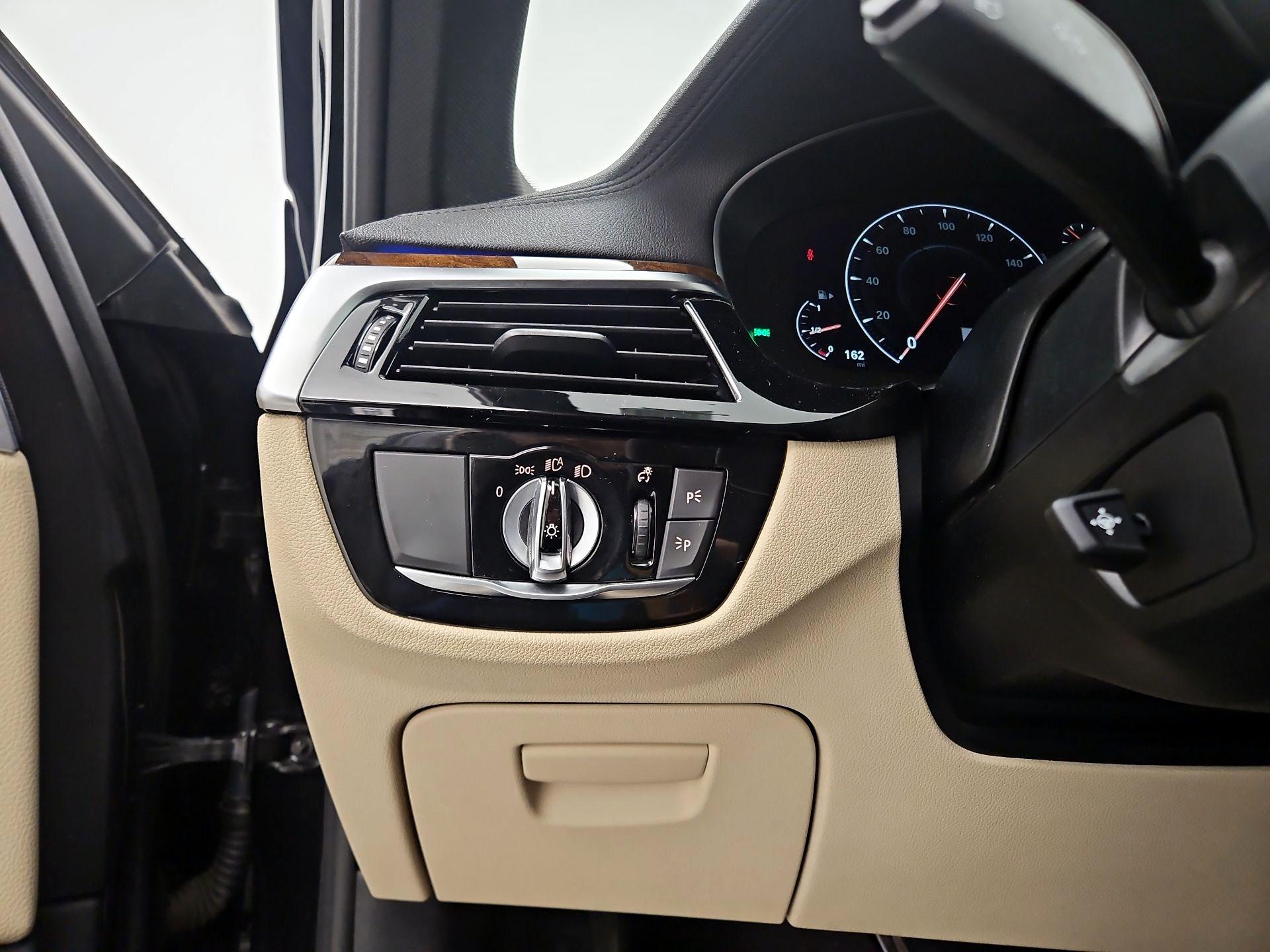 Thumbnail: 2019 BMW 5 Series - 13