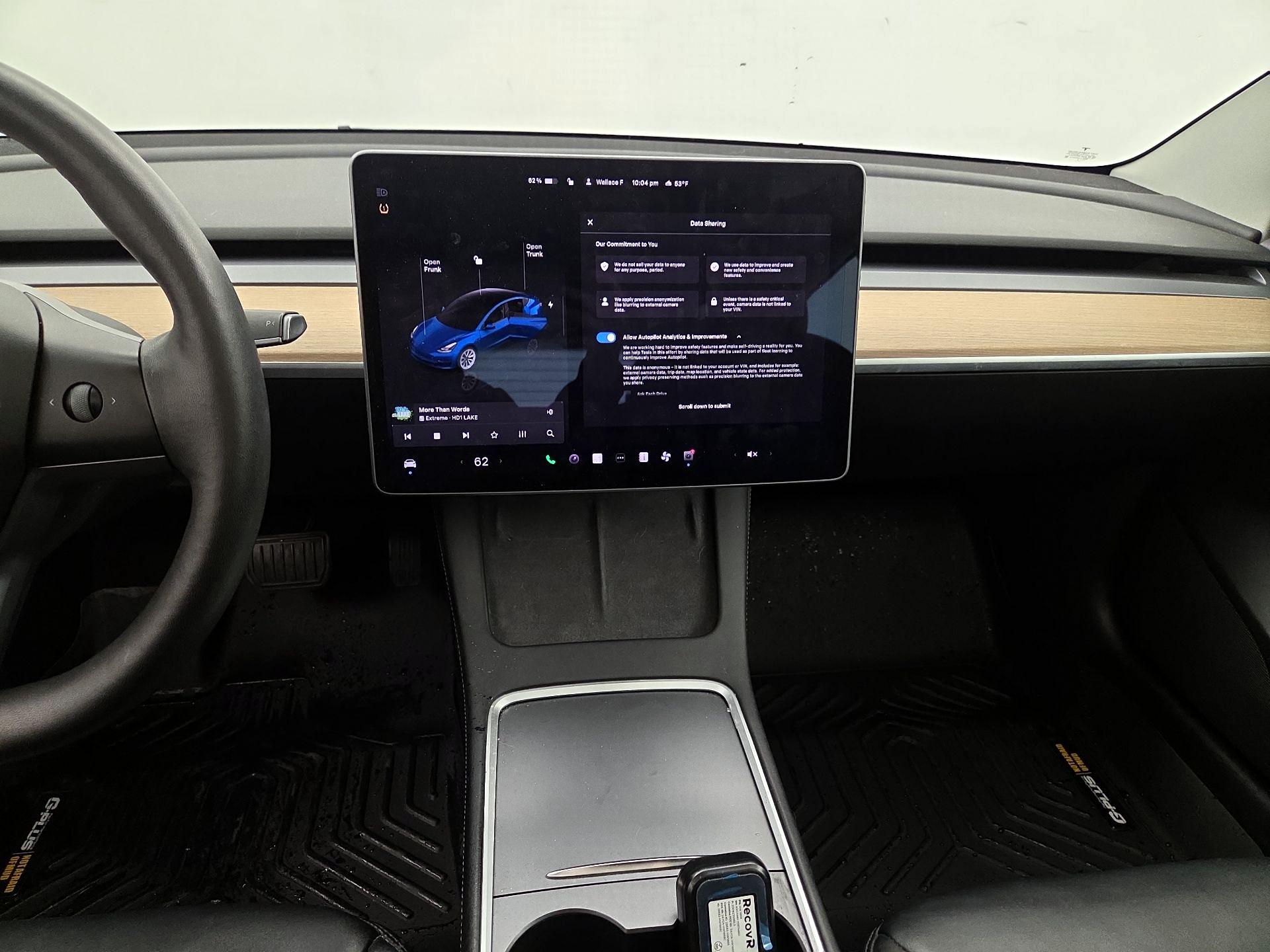 Thumbnail: 2022 Tesla Model 3 - 9