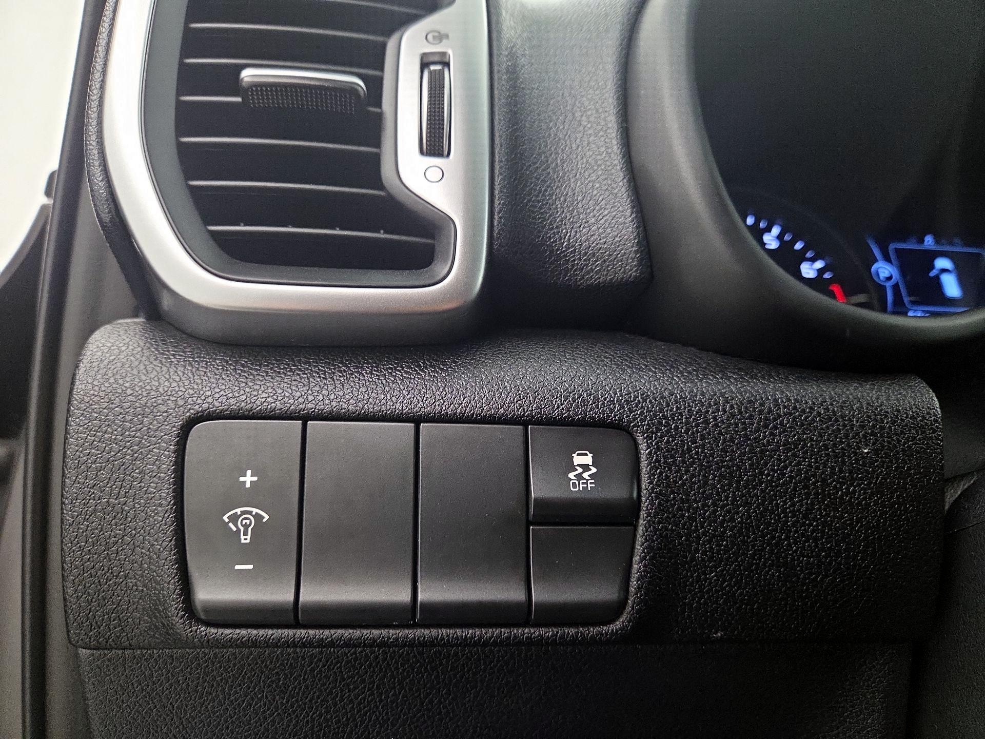 Thumbnail: 2019 Kia Sportage - 13