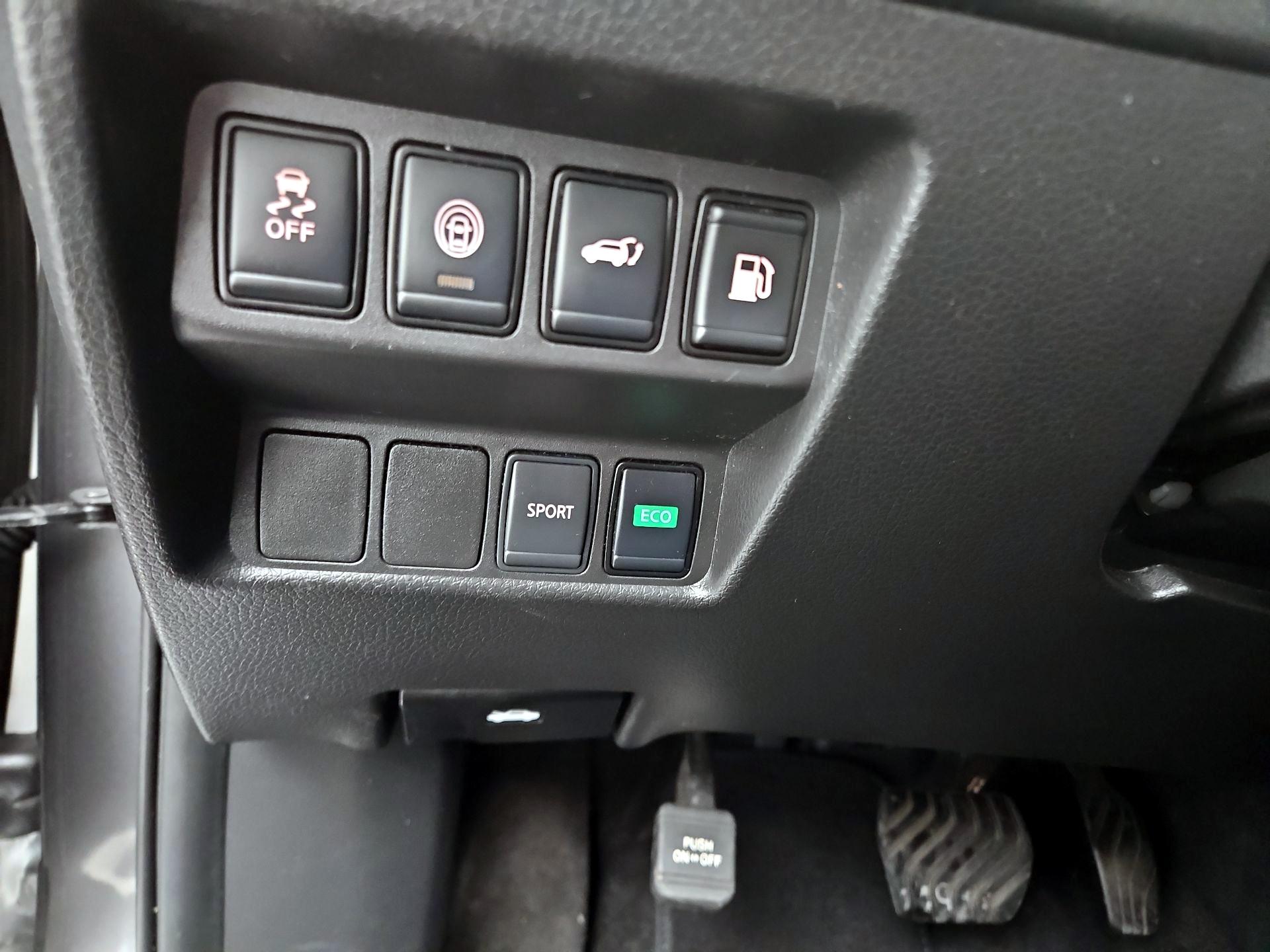 Thumbnail: 2020 Nissan Rogue - 13