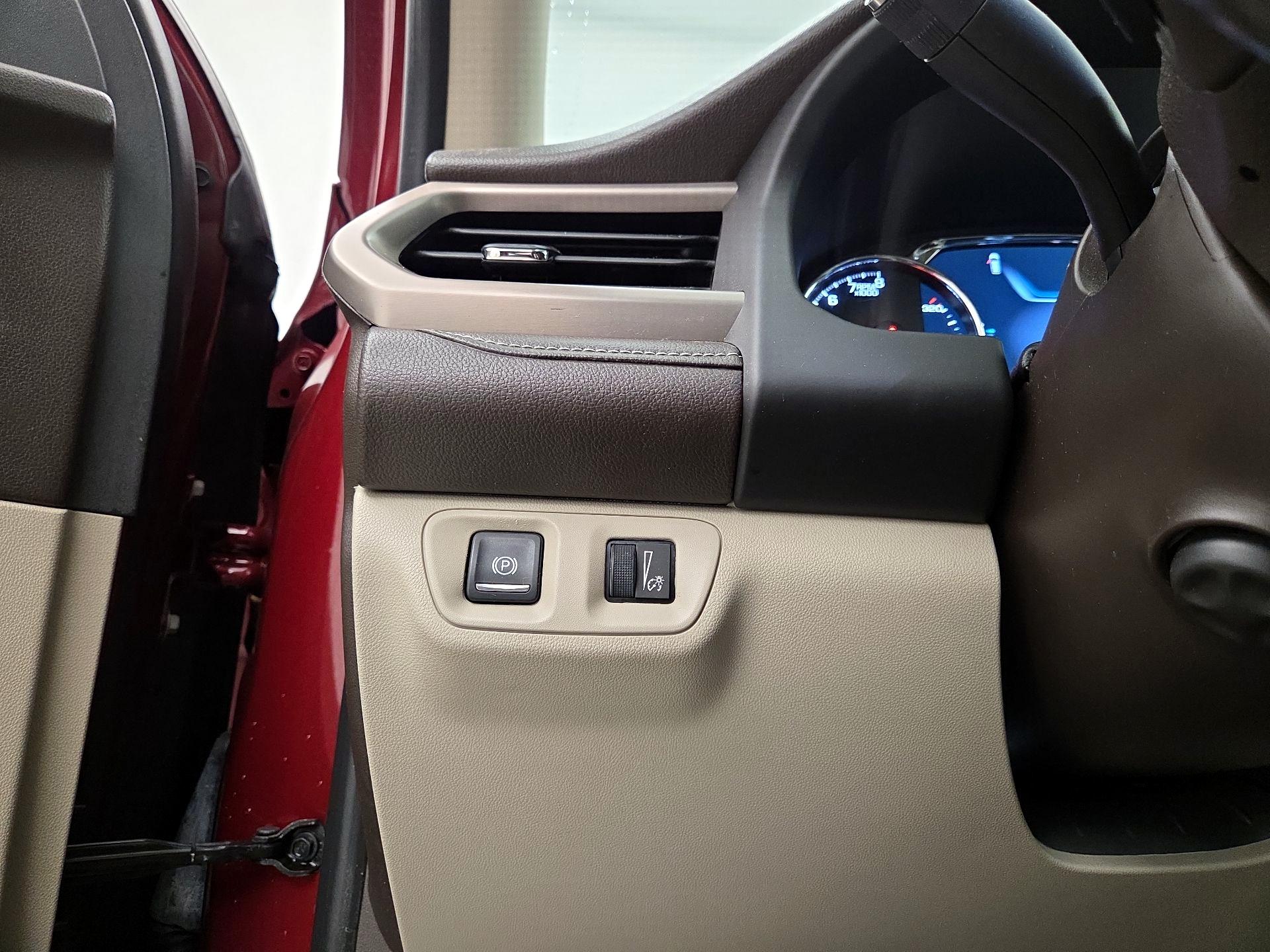 Thumbnail: 2017 GMC Acadia - 13