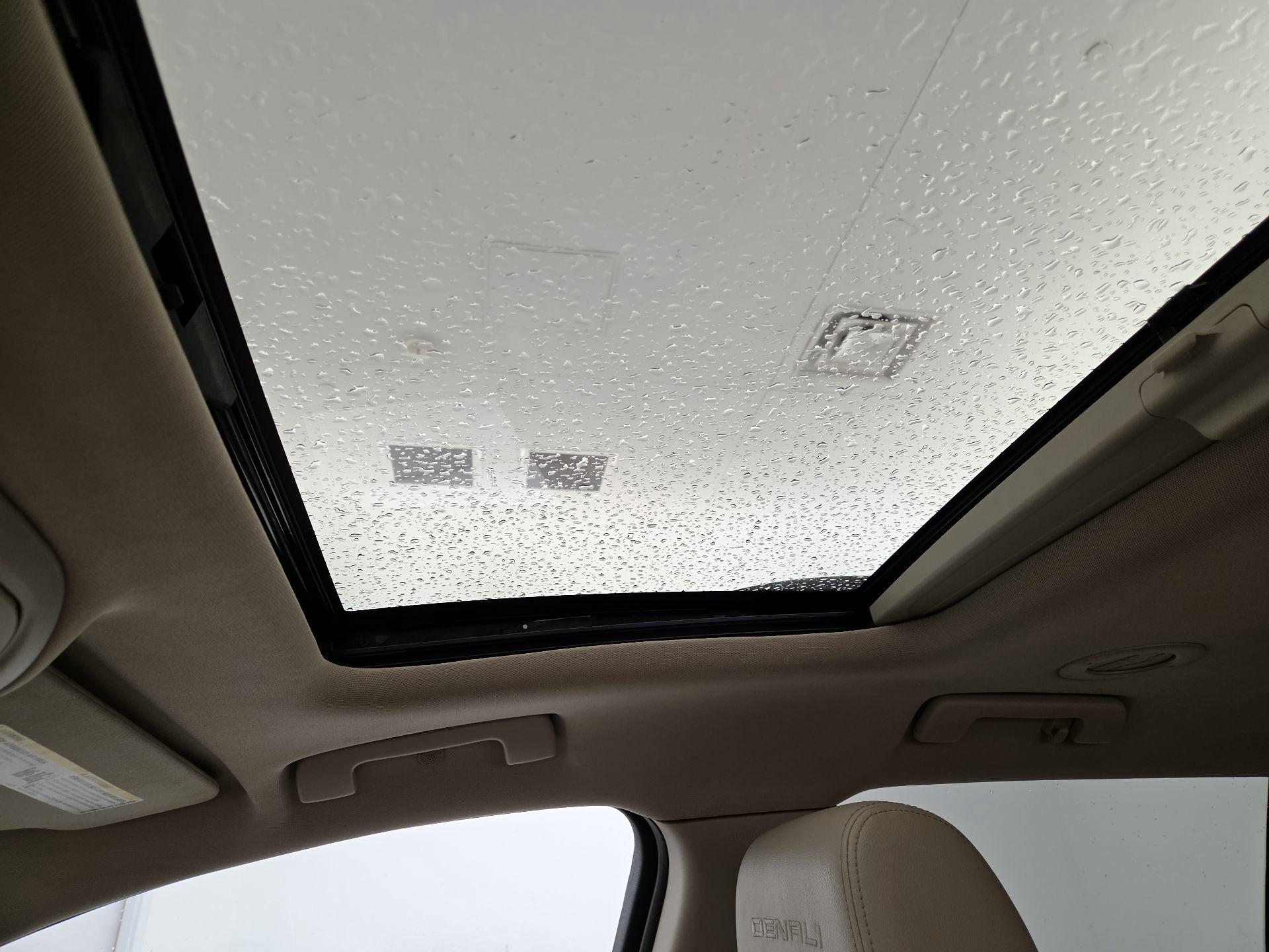 Thumbnail: 2017 GMC Acadia - 19