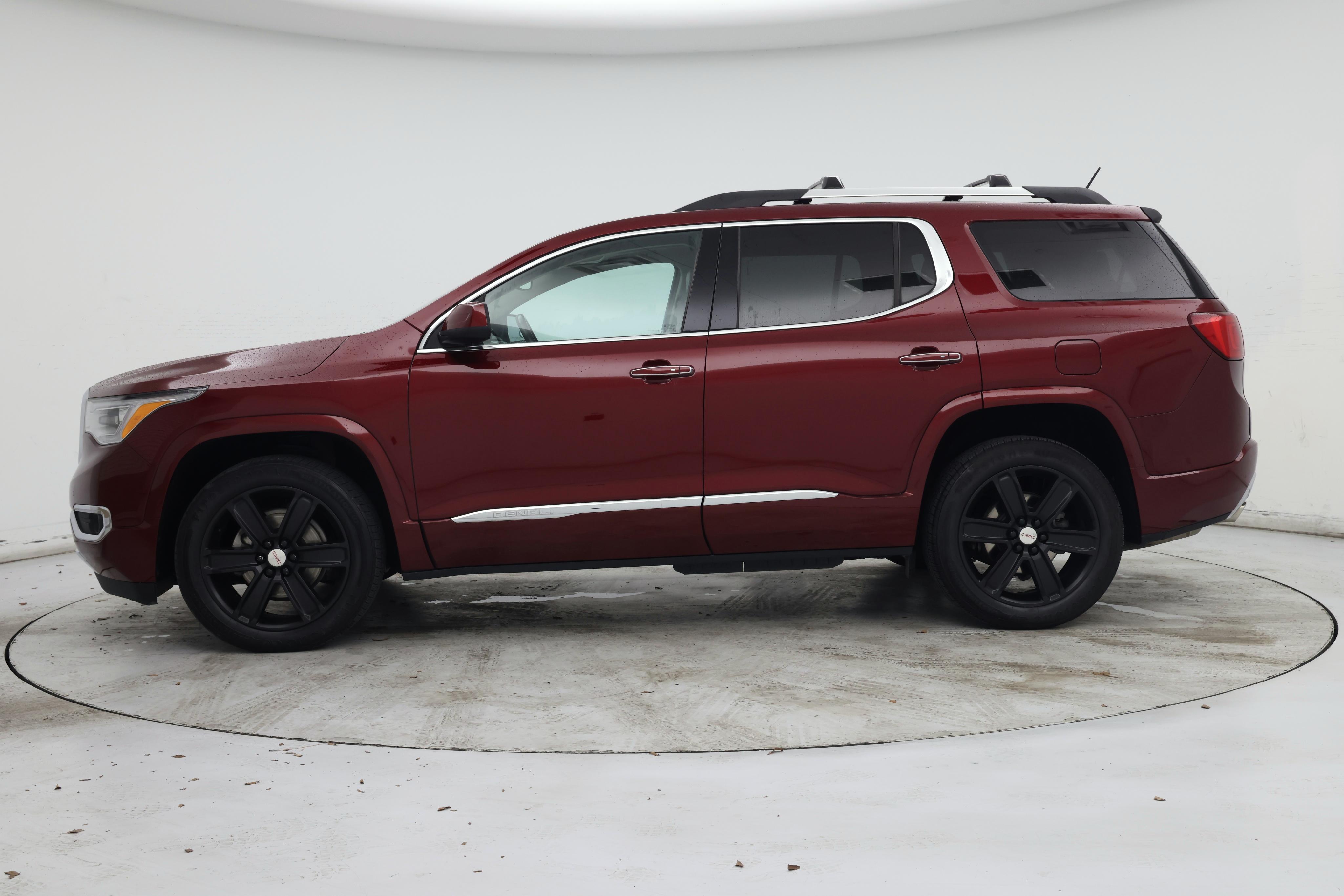 Thumbnail: 2017 GMC Acadia - 3