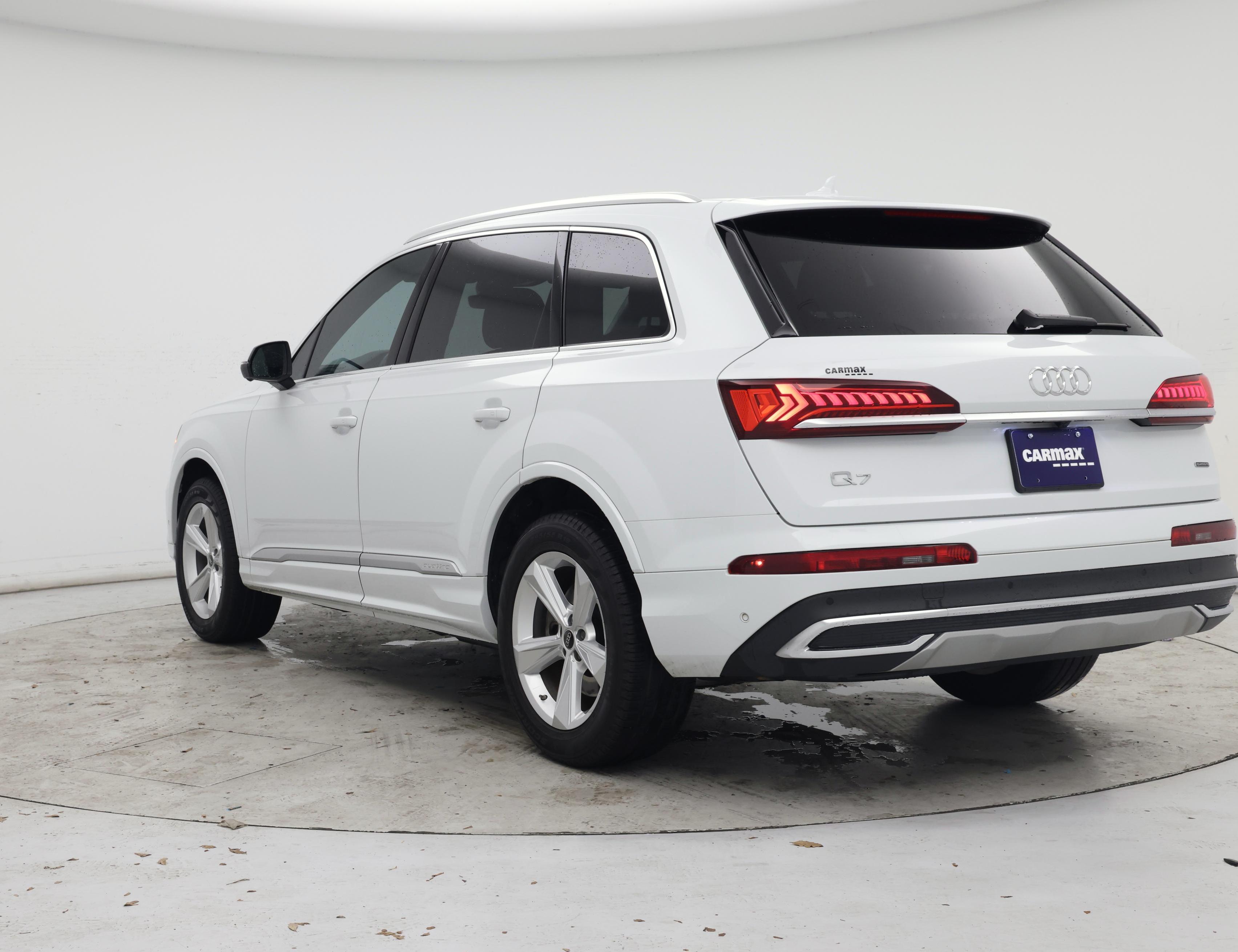 Thumbnail: 2023 Audi Q7 - 2
